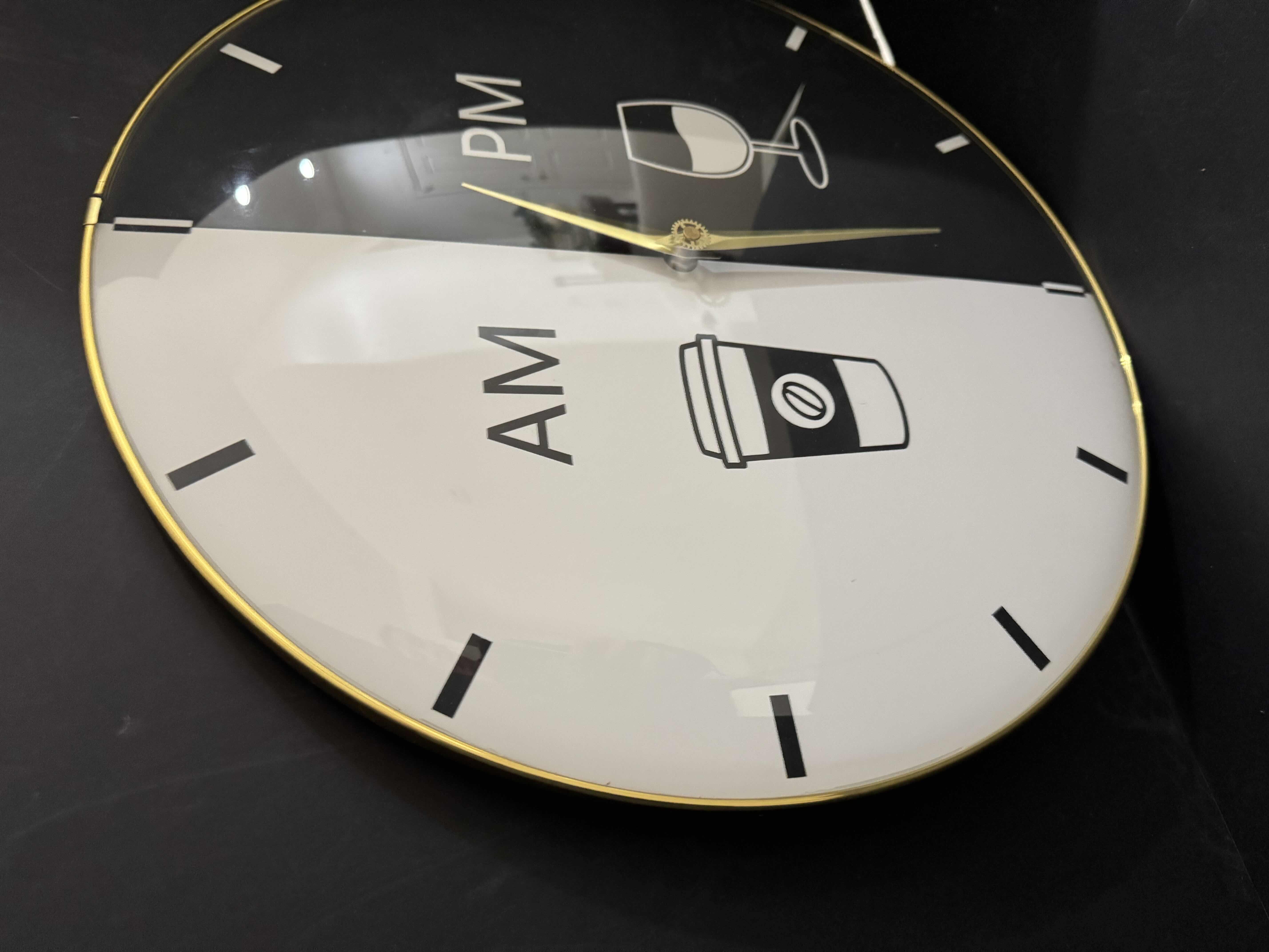 Photo 1 of CLOCK 16”