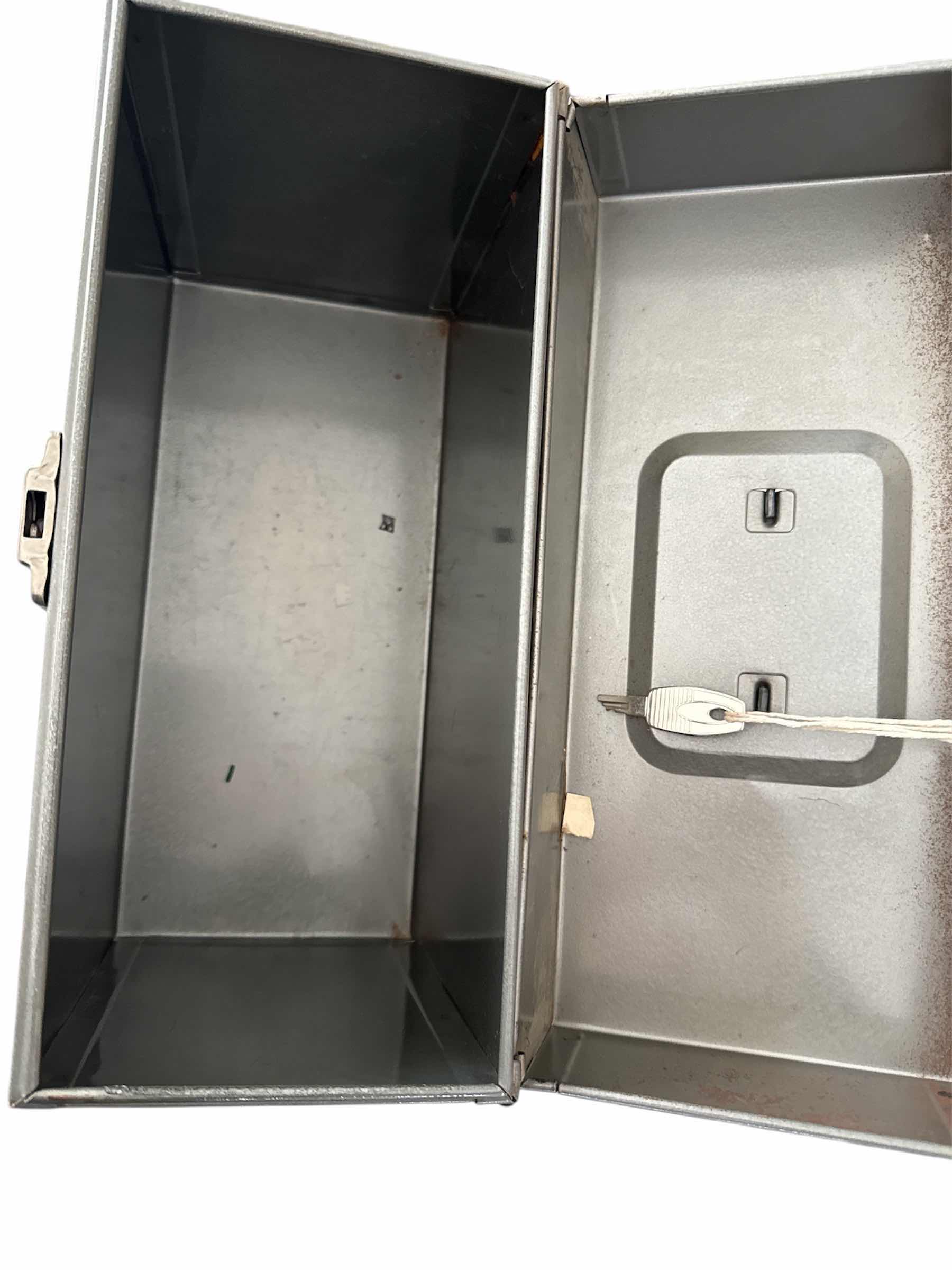 Photo 2 of RUBBERMAID TOOLBOX AND METAL BOX WITH KEY