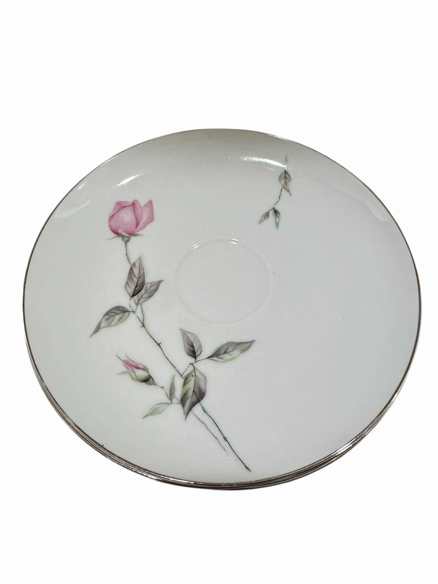 Photo 2 of 100
VINTAGE DAWN ROSES BY SANGO JAPAN TEACUPS AND SAUCER SET, FLORAL DESIGN, CHINA, 25 ITEMS

TEACUP
D4” X H2.5”

SAUCER
D”6