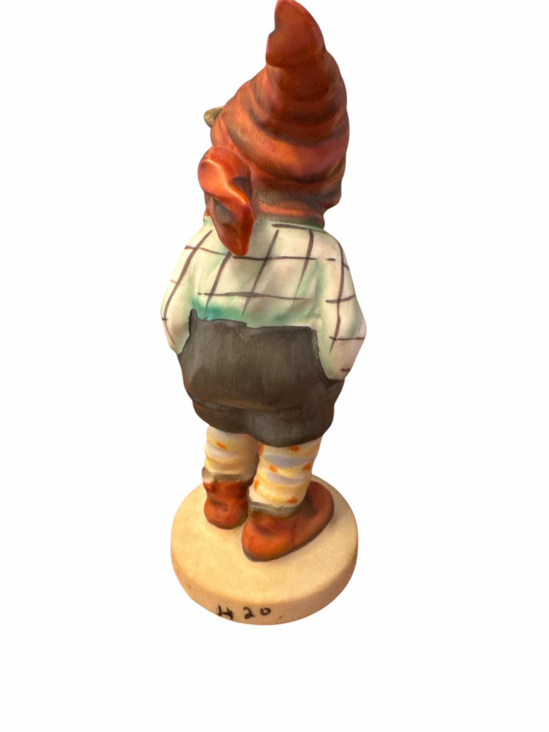 Photo 1 of 50
HUMMEL FIGURINE “MARCH WINDS”