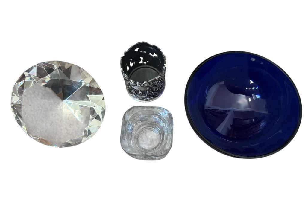 Photo 4 of 120
ASSORTED HOME DECOR, HOME ESSENTIALS, FLOWER VASE, BASKET, DIAMOND SHAPED PAPER WEIGHT, SMALL BRASS VASE, SMALL WOODEN JEWELRY BOXES, SMALL CANDLE HOLDER WITH CANDLES, SILVER-PLATED BASKET, AND BOWL 

BASKET
D11” X H5”