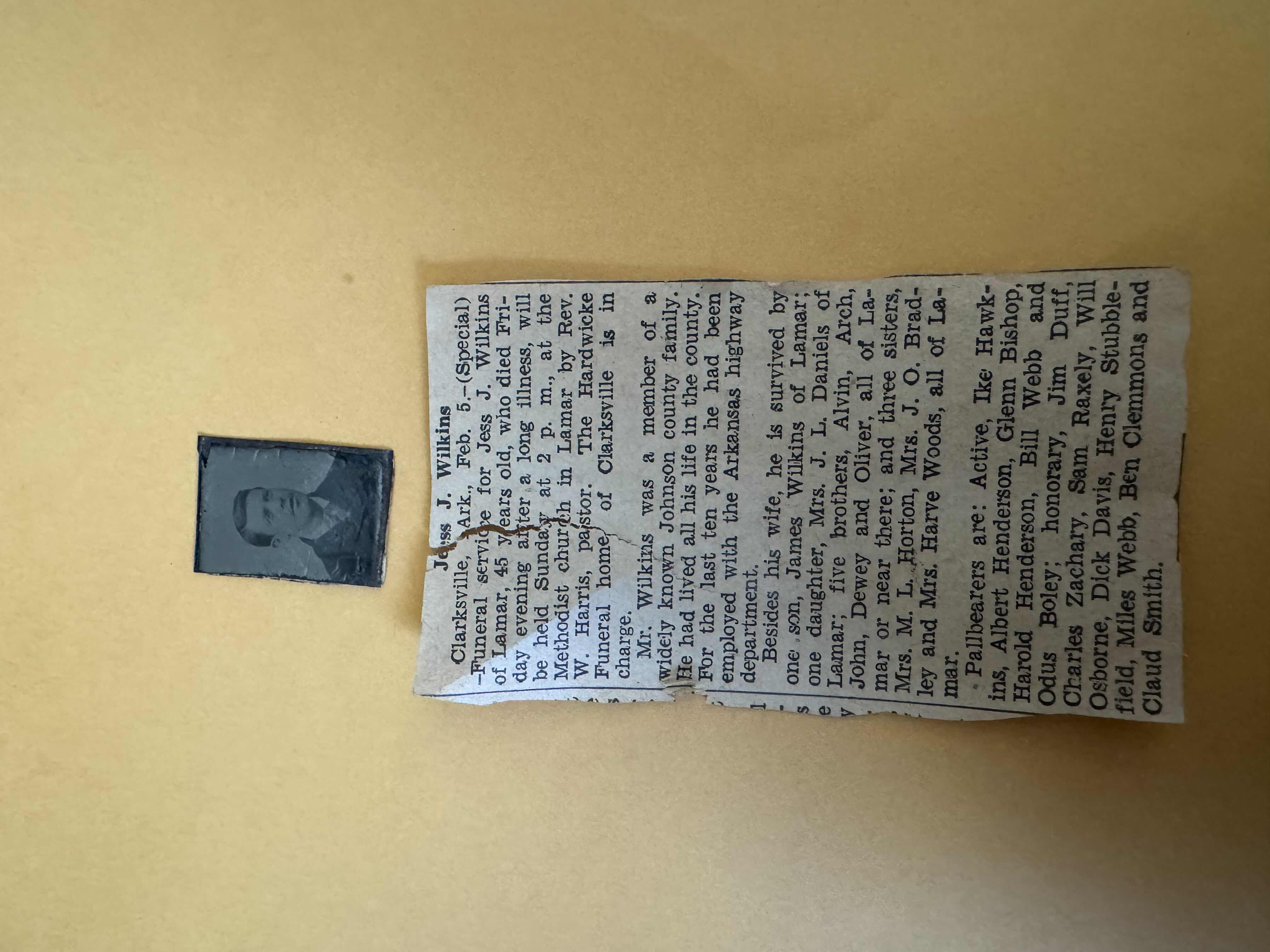 Photo 4 of 175
ANTIQUE PORTRAIT, PINCH NOSE  GOLD SPECTACLES,  AND OVAL SADDLE WIRED RIMMED GLASSES, HISTORY, ART COLLECTION, HOME DECOR, ARTWORK

PORTRAIT
L10” X W8”