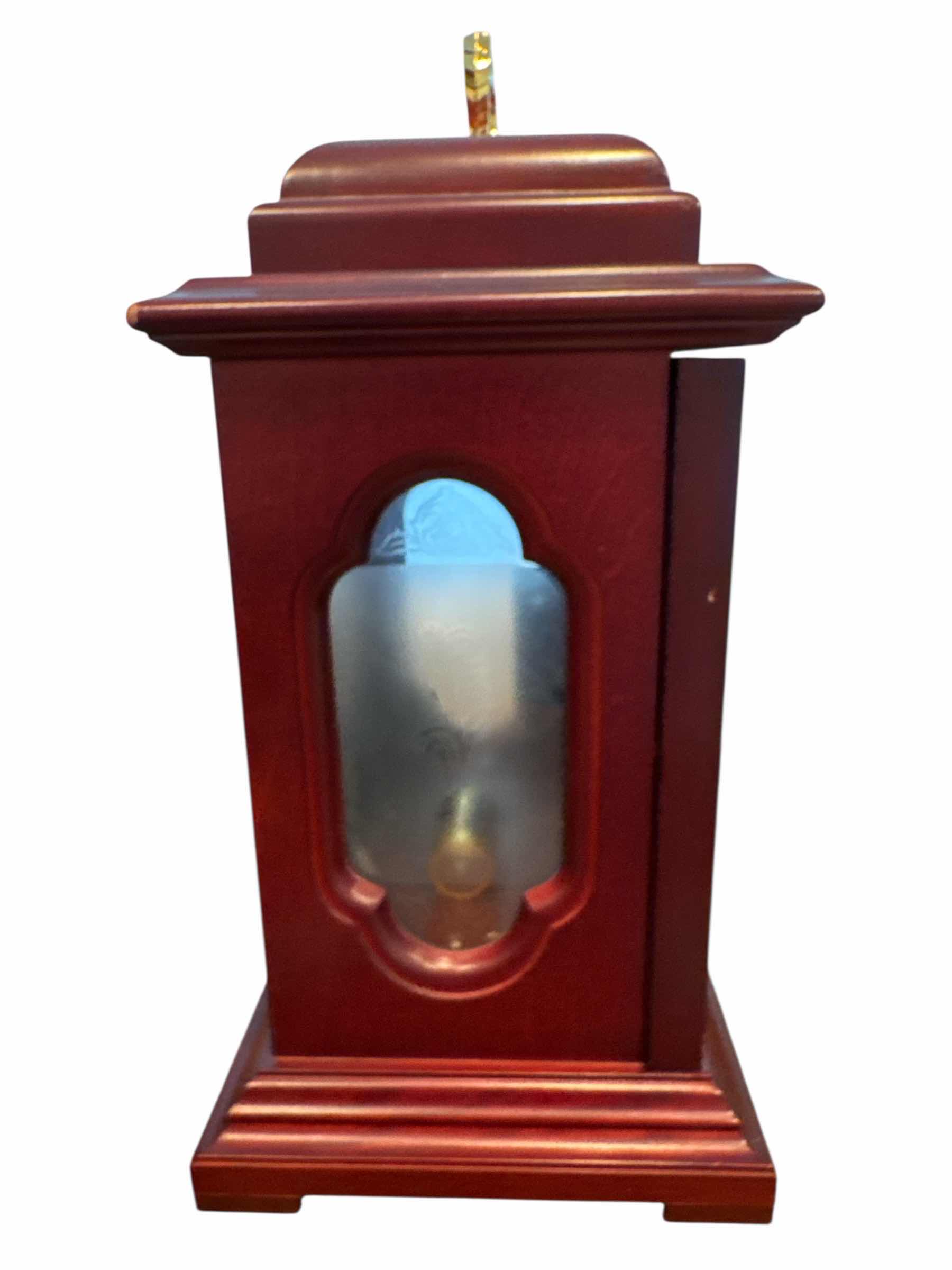 Photo 1 of 50
BULOVA SYMPHONY MANTLE CLOCK