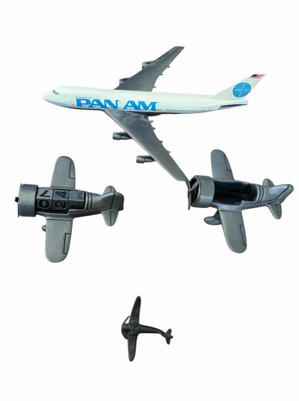 Photo 1 of 80
VINTAGE ASSORTED TOY MODEL AIRPLANES, PLASTIC PAN AM MODEL PLANE, AND ASSORTED METAL PLANES, COLLECTION, HOME DECOR, 4 ITEMS

PAN AM PLANE
L11” X W10”