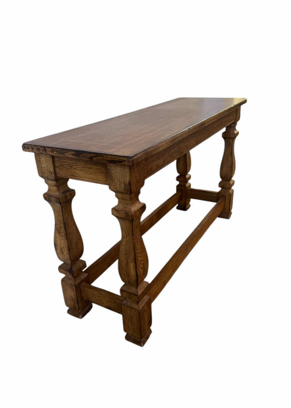 Photo 1 of 249
VINTAGE OAKWOOD ENTRY/DRAPERY TABLE, HOME FURNITURE, HOME ESSENTIALS, HOME DECOR

18” X 53” X H31”