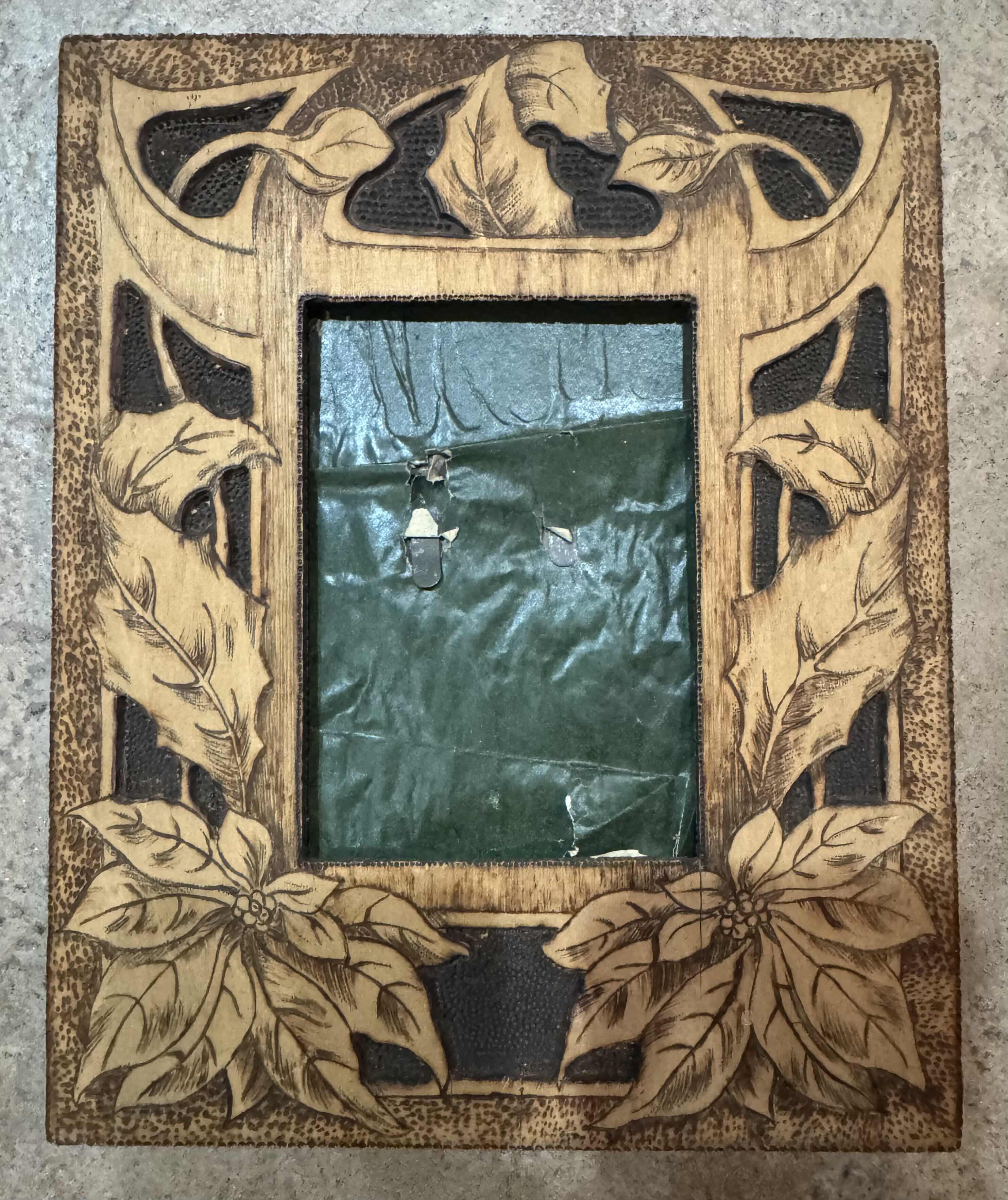 Photo 1 of 48
VINTAGE ANTIQUE CARVED WOODEN FRAME, 1900’s. COLLECTABLE, ARTWORK, ART COLLECTION, HOME DECOR

10” X 8” X H.25”