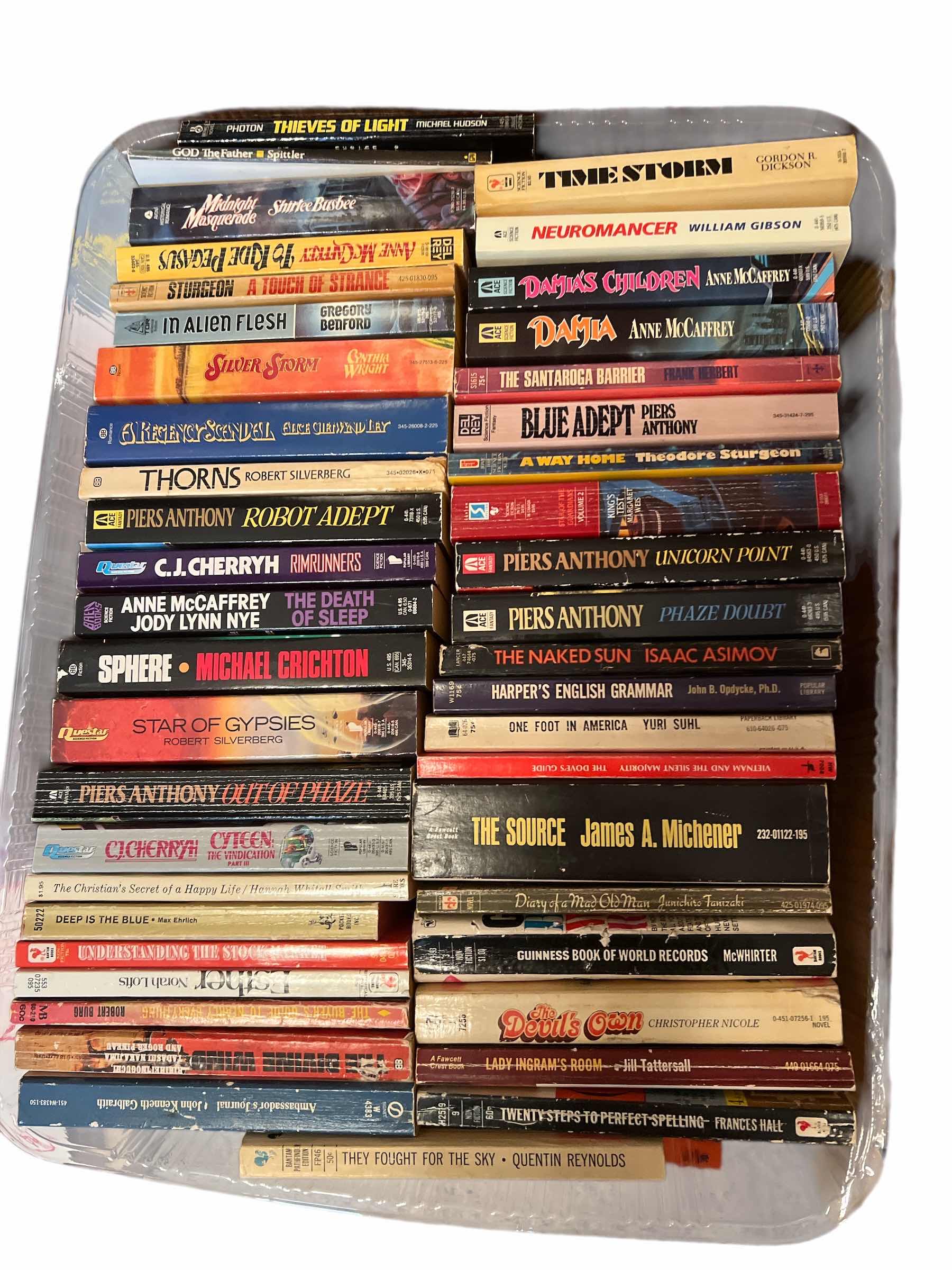 Photo 1 of TRAY OF PAPERBACK BOOKS - SCIENCE FICTION AND MORE