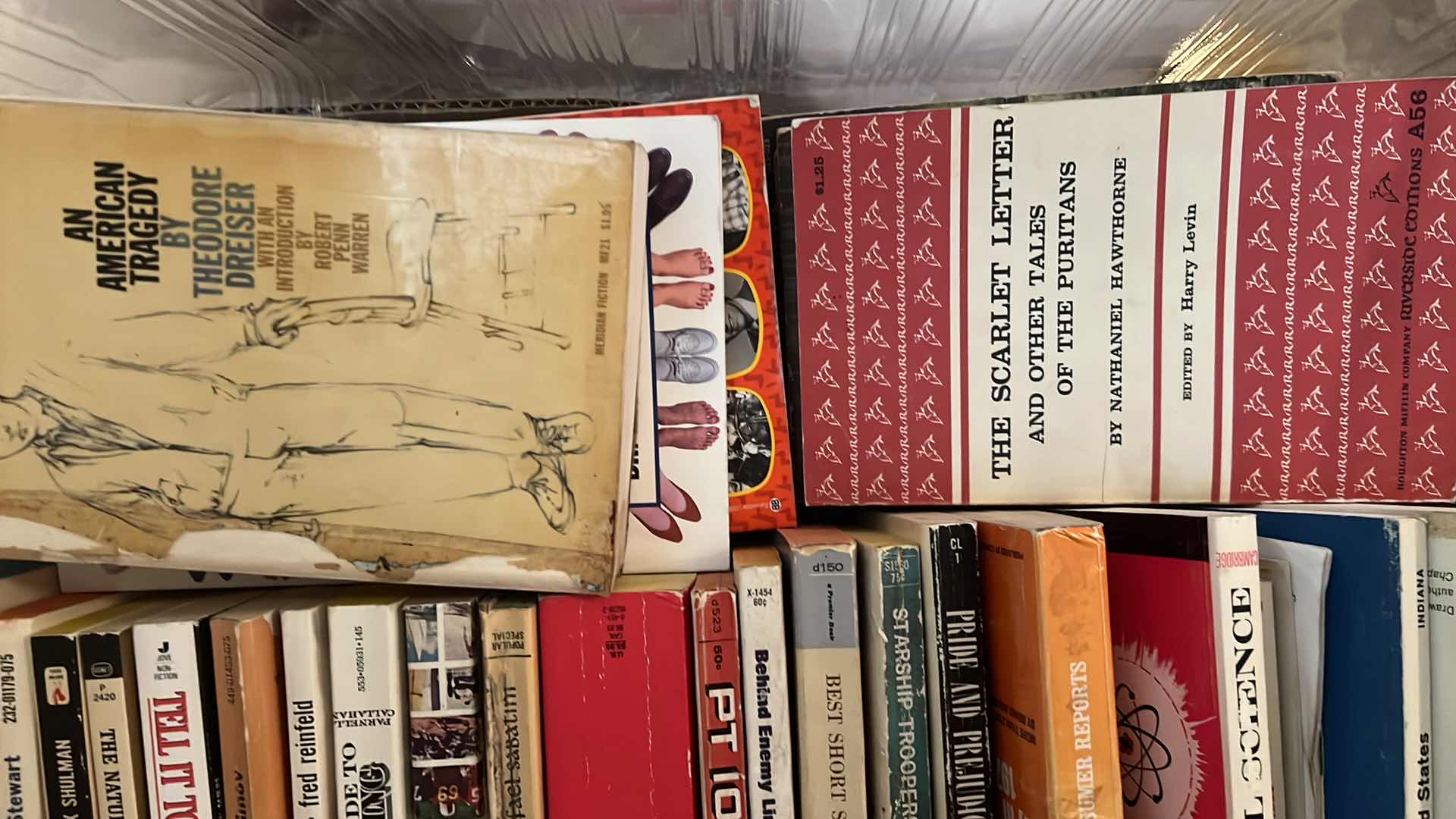 Photo 2 of PLASTIC TRAY OF VARIED BOOKS AND AUTHORS - VINTAGE - CLASSICS - PAPERBACKS