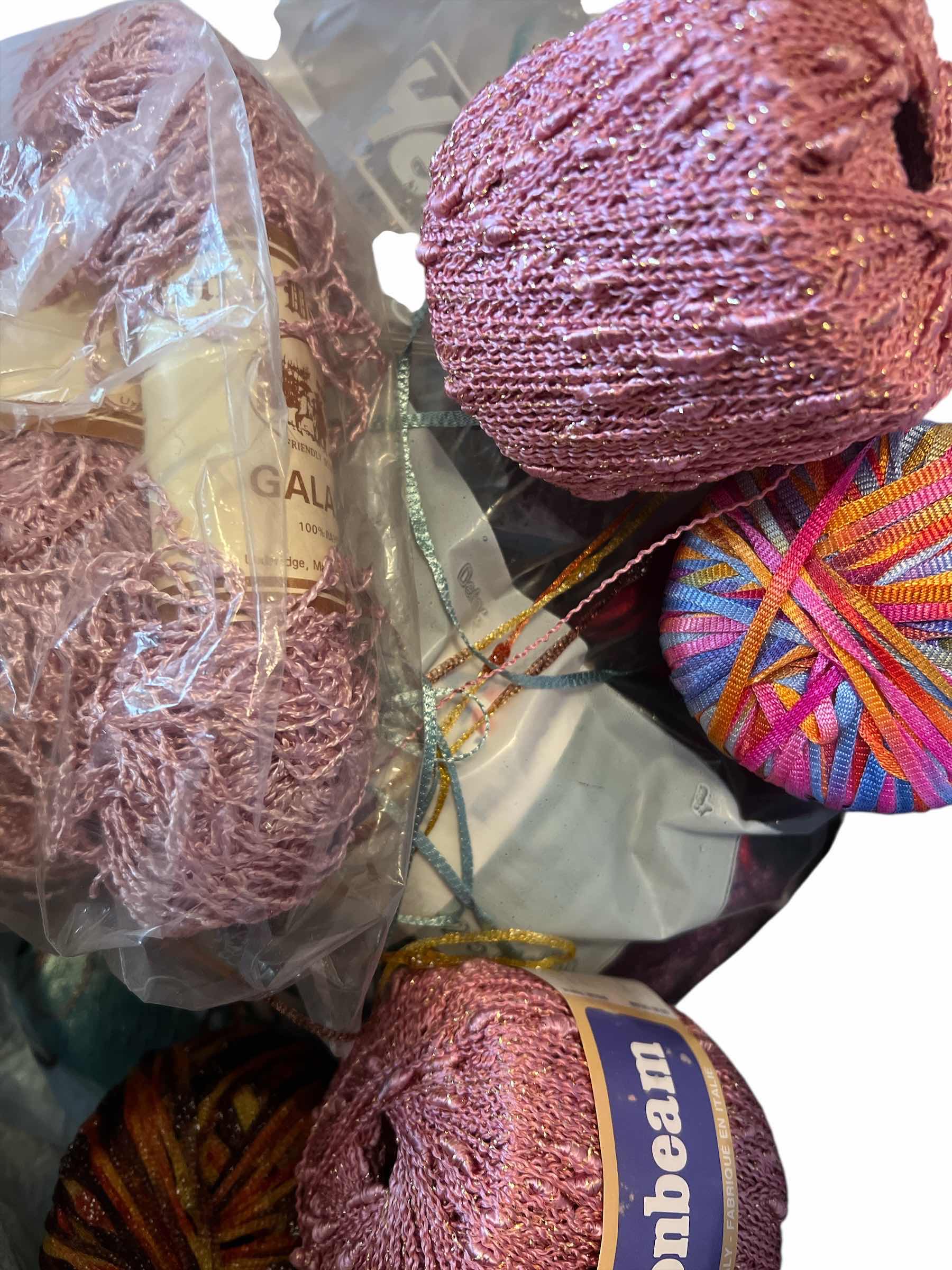Photo 1 of BAG OF THREAD, YARN AND MORE