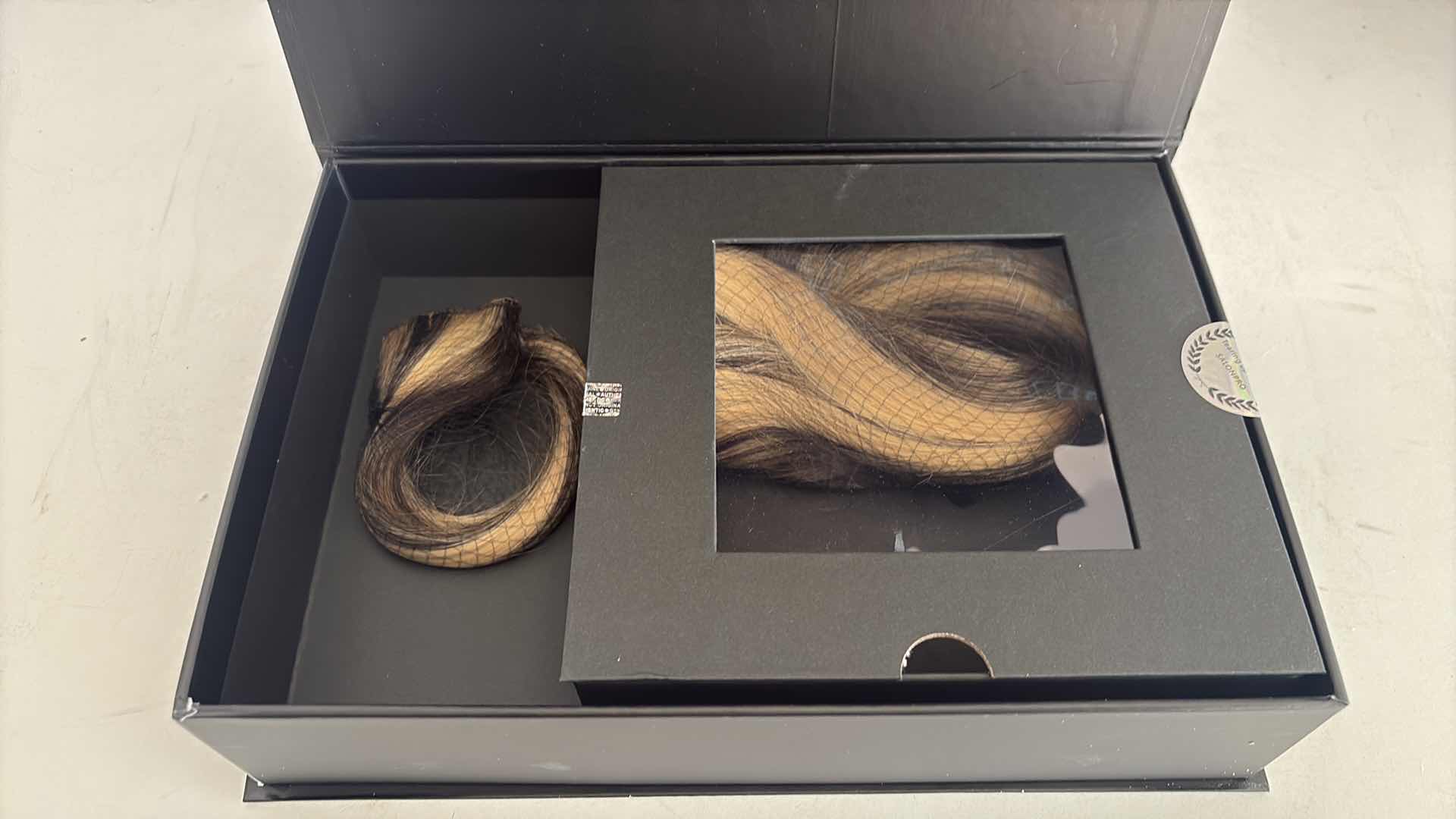 Photo 1 of SALONPRO CHRISTIAN REMY PRO SEAM CLIP IN HAIR EXTENSIONS 16” 120G “MARTINI”