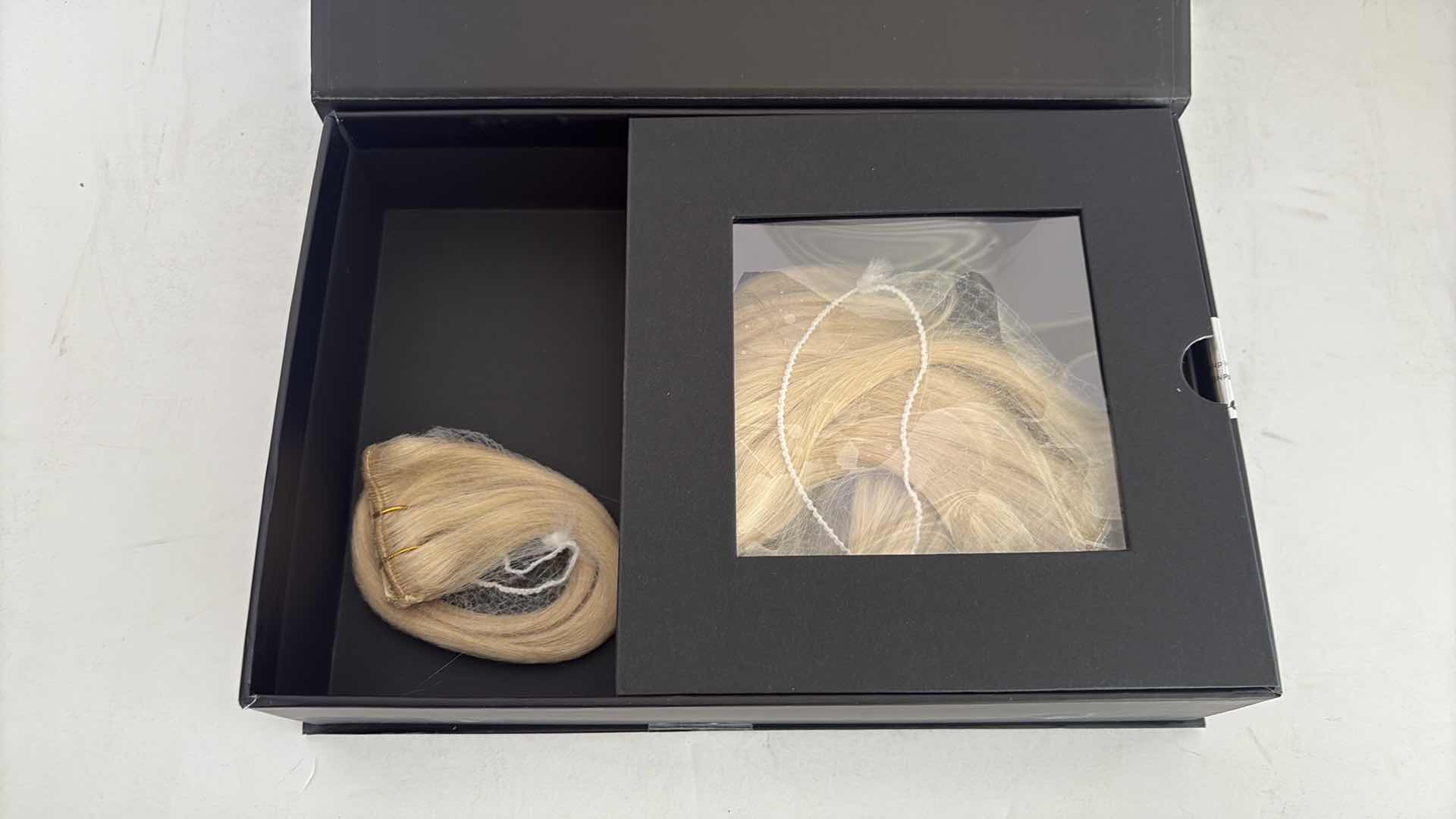 Photo 1 of SALONPRO CHRISTIAN REMY PRO SEAM CLIP IN HAIR EXTENSIONS 16” 120g “BEACH BLONDE”