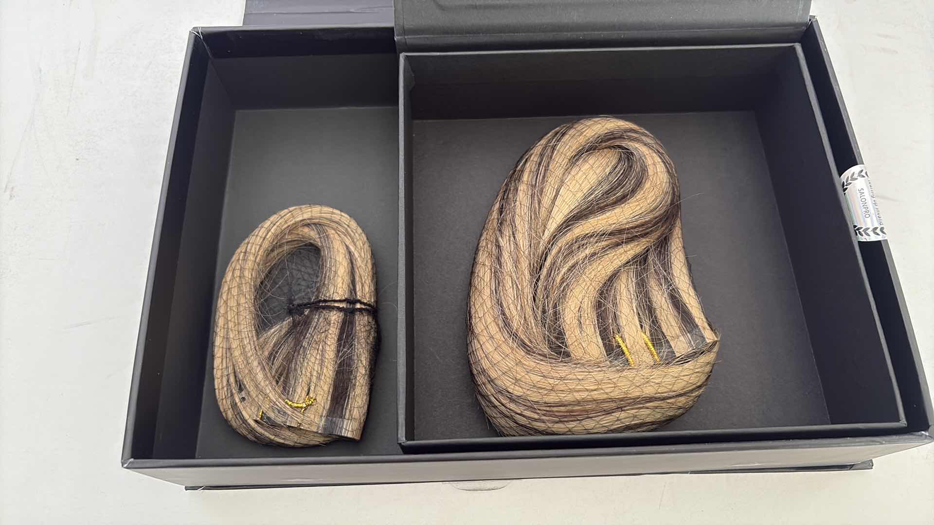 Photo 1 of SALONPRO CHRISTIAN REMY PRO SEAM CLIP IN HAIR EXTENSIONS 16” 140g “MARTINI”