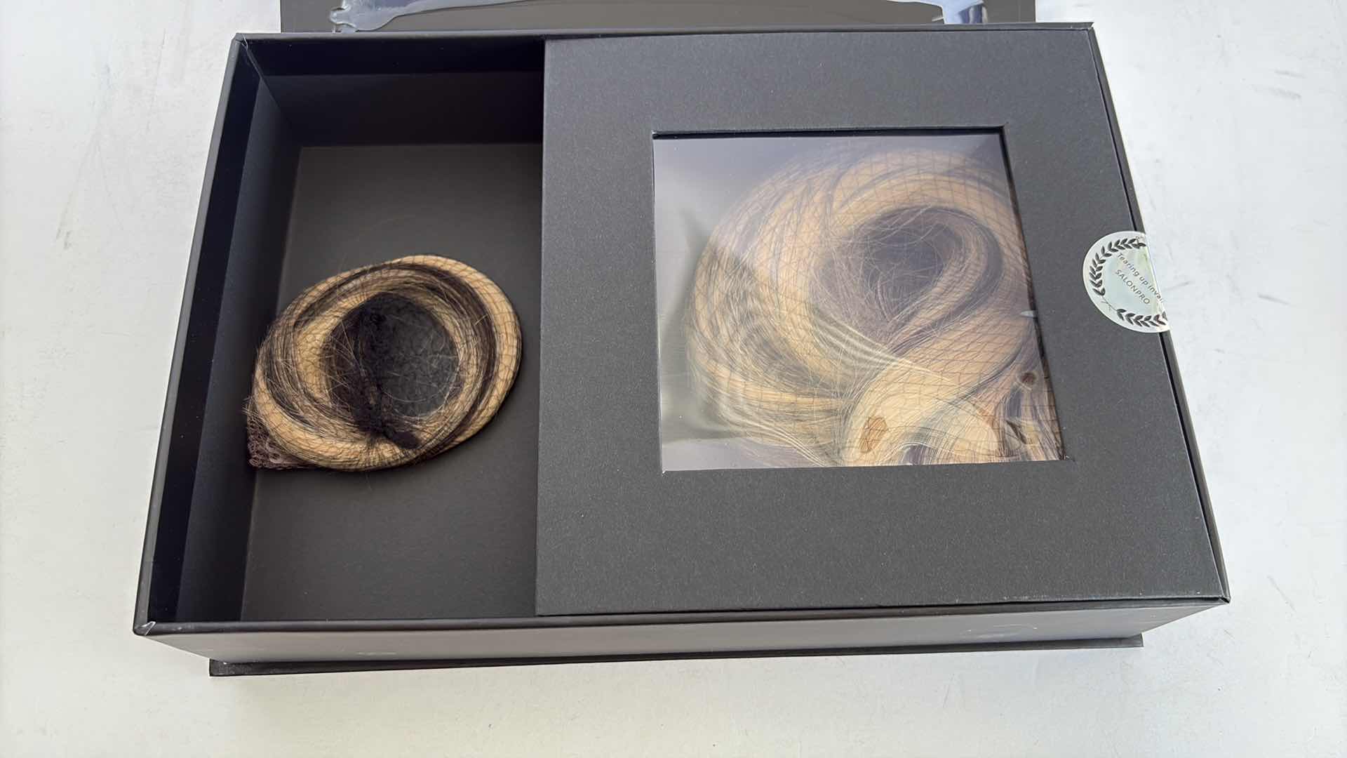 Photo 1 of SALONPRO CHRISTIAN REMY PRO SEAM CLIP IN HAIR EXTENSIONS 20” 160g “MARTINI”