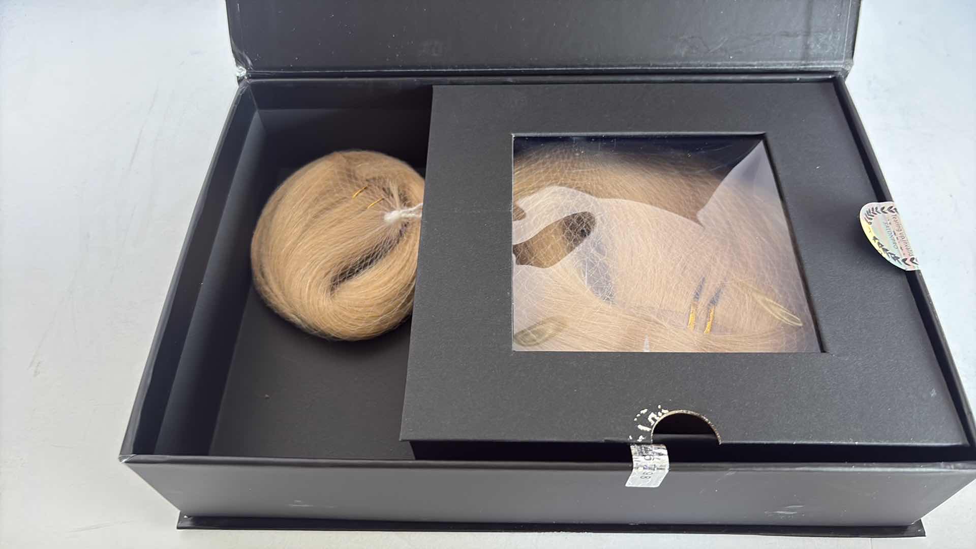 Photo 1 of SALONPRO CHRISTIAN REMY PRO SEAM CLIP IN HAIR EXTENSIONS 20” 180g “HONEYCOMB”