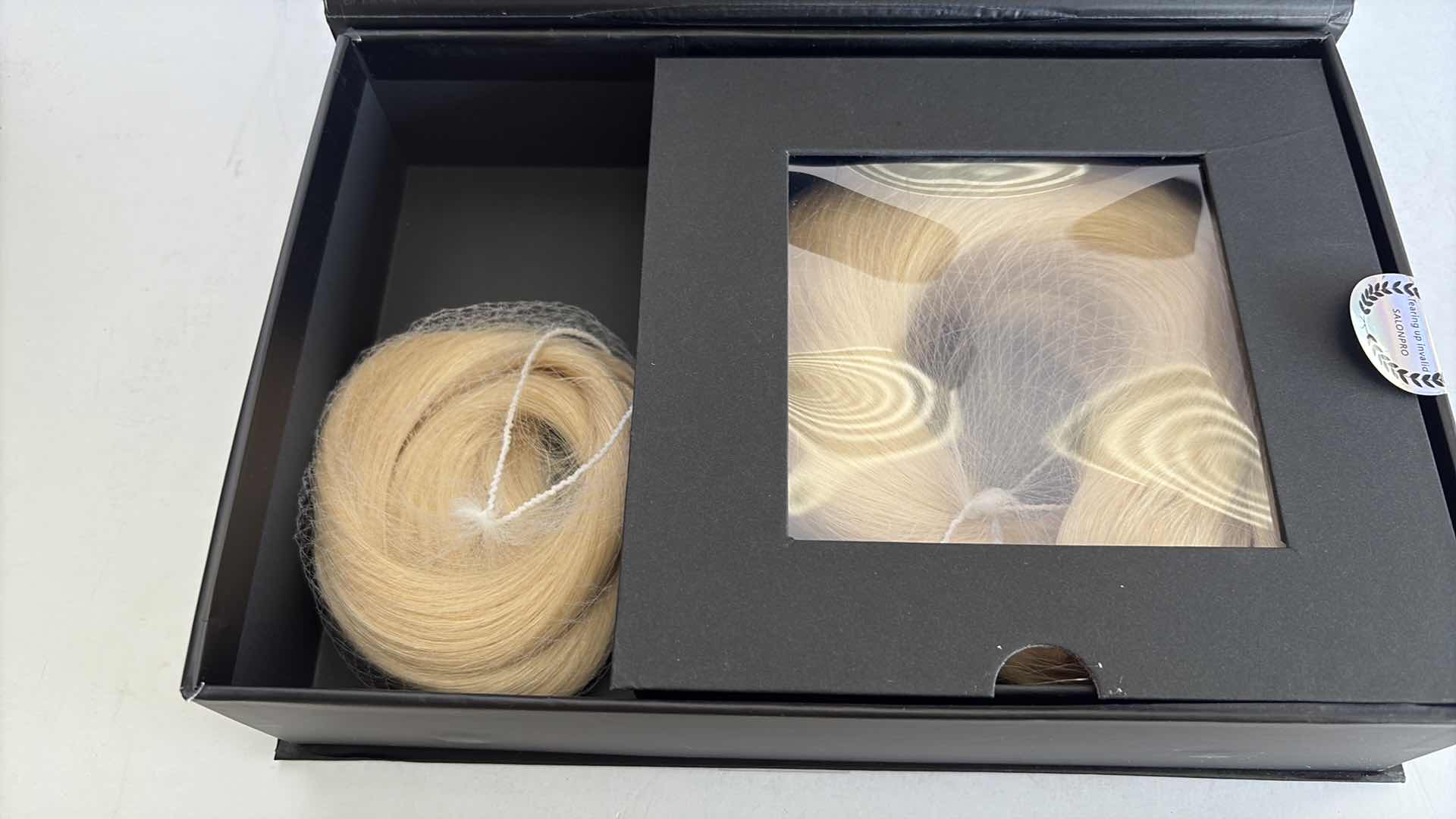 Photo 1 of SALONPRO CHRISTIAN REMY PRO SEAM CLIP IN HAIR EXTENSIONS 22” 240g “BEACH BLONDE”