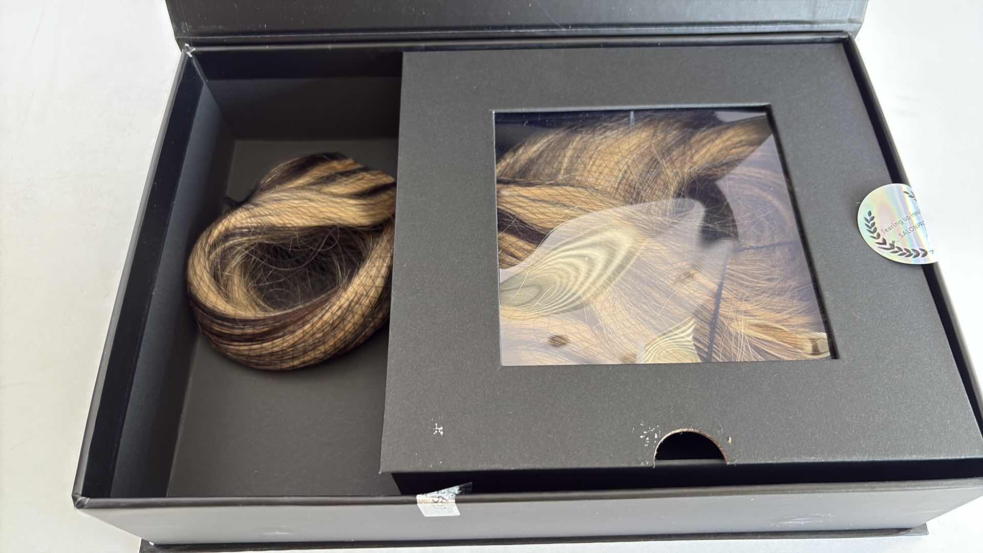 Photo 1 of SALONPRO CHRISTIAN REMY PRO SEAM CLIP IN HAIR EXTENSIONS 24” 260g “MARTINI”