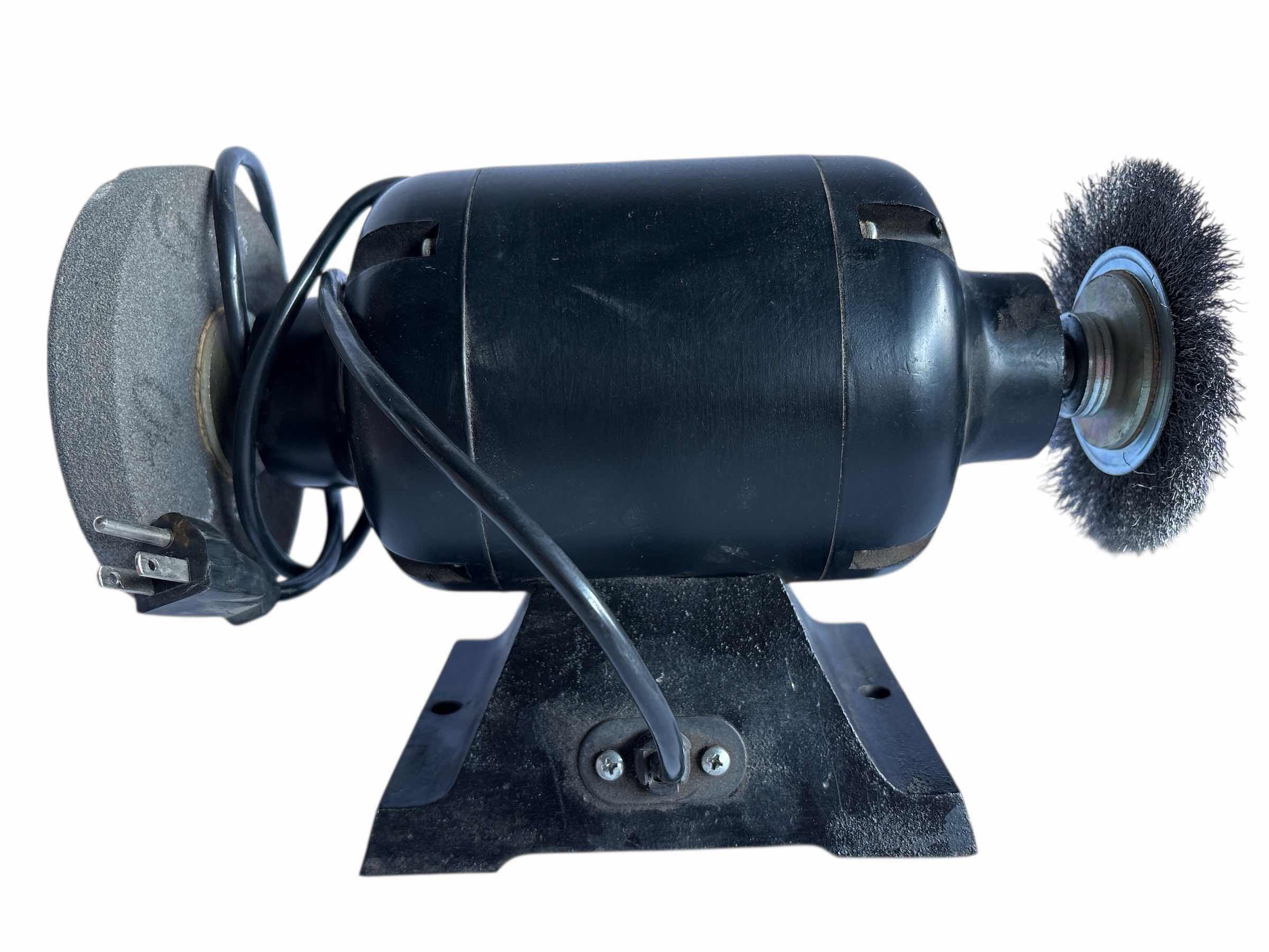 Photo 1 of BENCH GRINDER 60HZ 6”