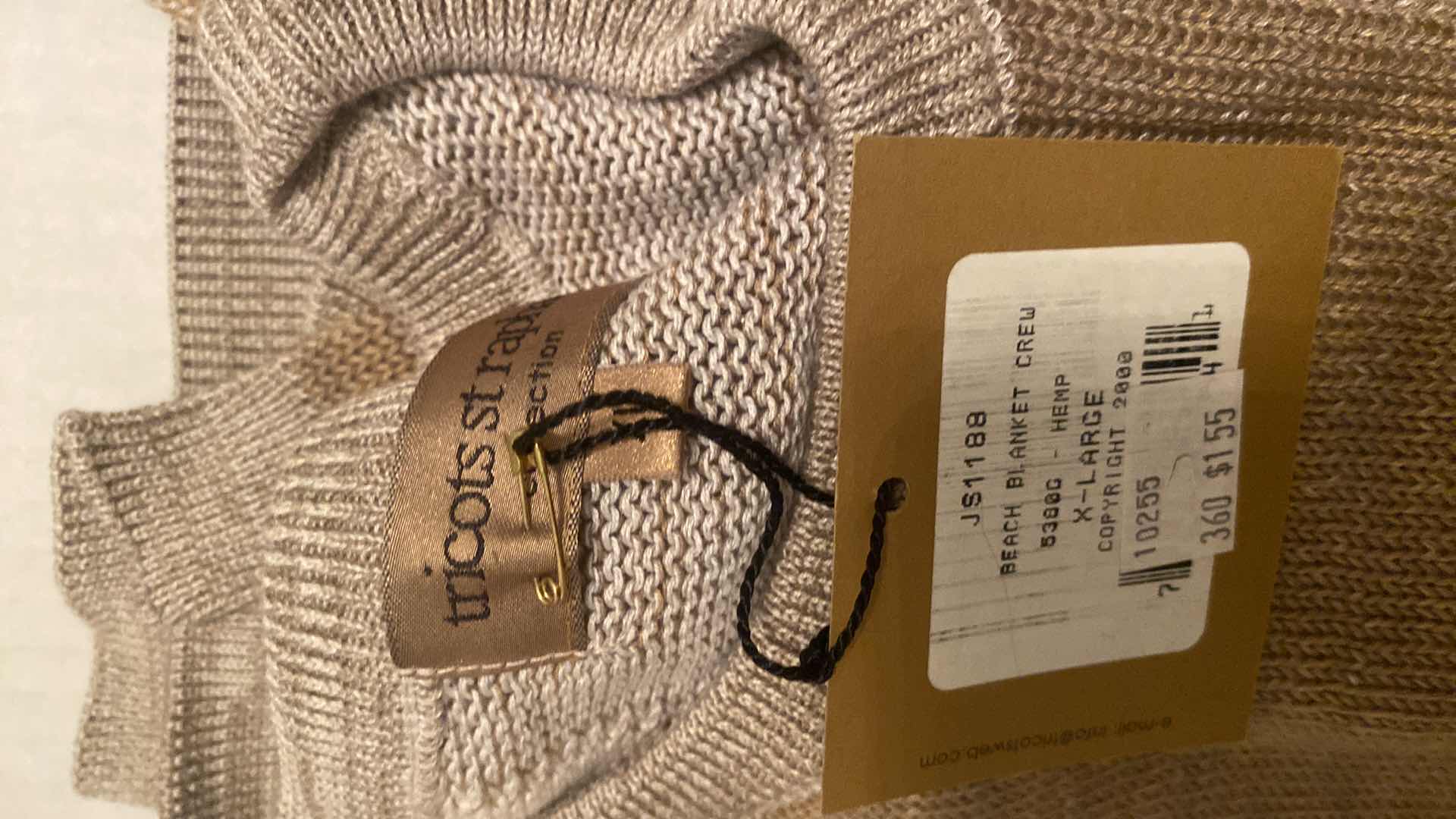 Photo 1 of 3 - DESIGNER SWEATERS SIZE XL (2 ARE NEW)