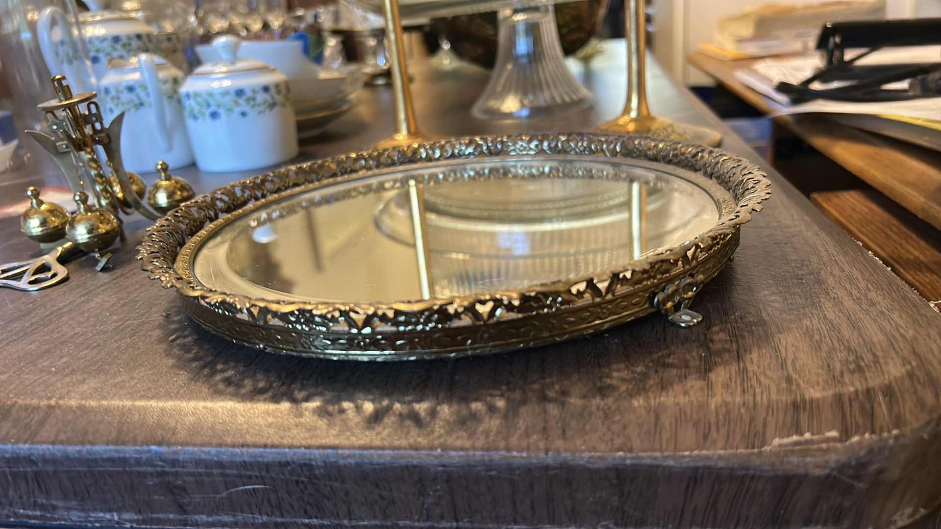 Photo 1 of VINTAGE KUNDO (KIENINGER & OBERGFELL) 400-DAY ANNIVERSARY TORSION CLOCK MANUFACTURED IN WEST GERMANY, FEATURING BRASS CONSTRUCTION AND A PROTECTIVE GLASS DOME. H11.5”