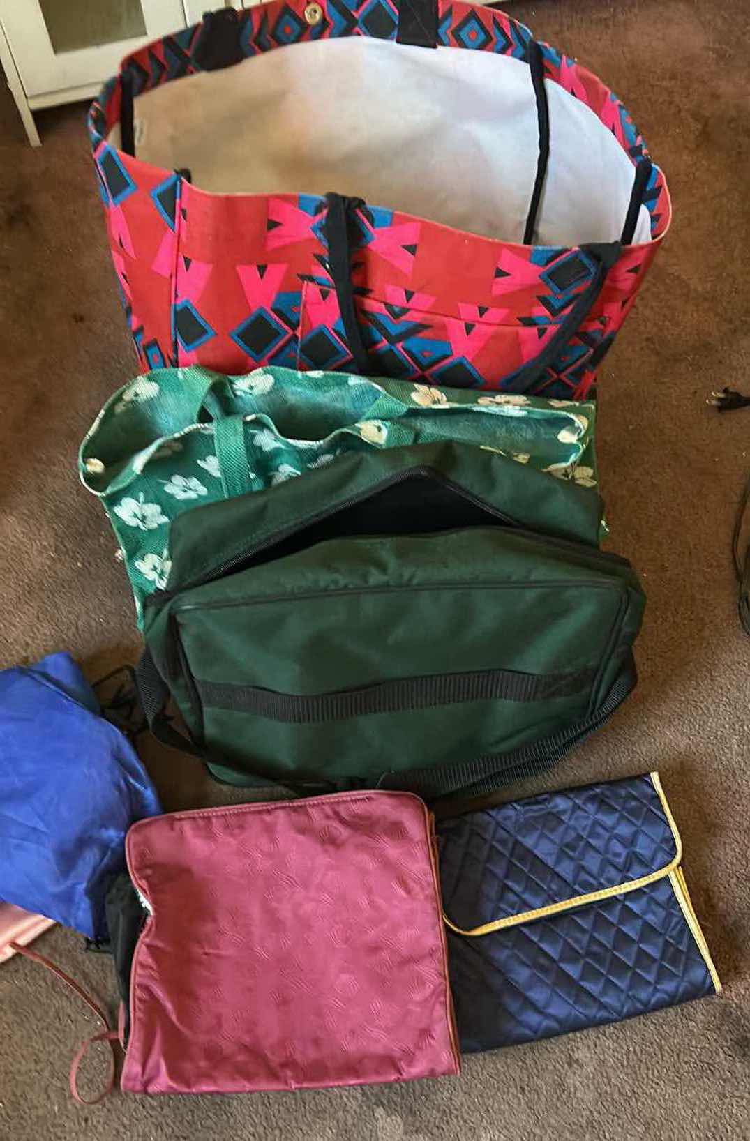 Photo 1 of 10- CARRY ALL BAGS ALL SIZES