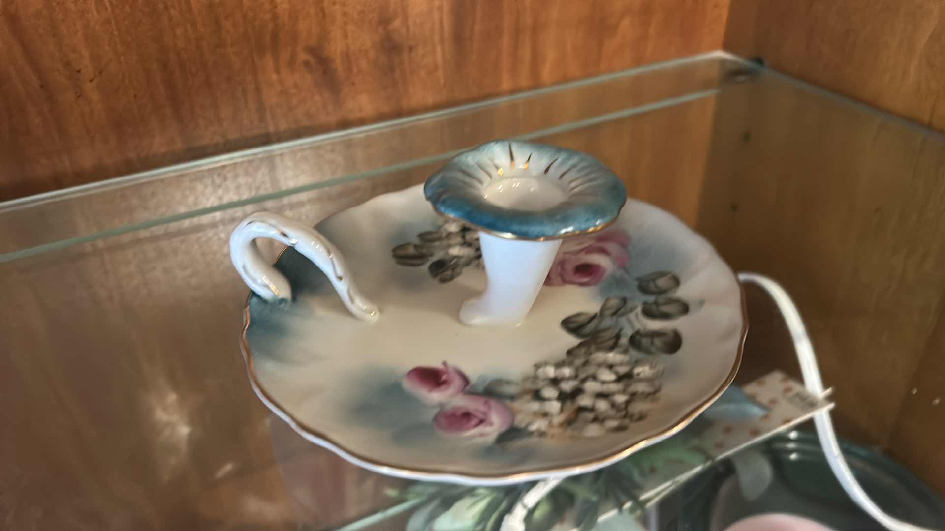 Photo 1 of COLLECTIBLE VINTAGE PORCELAIN PIECES