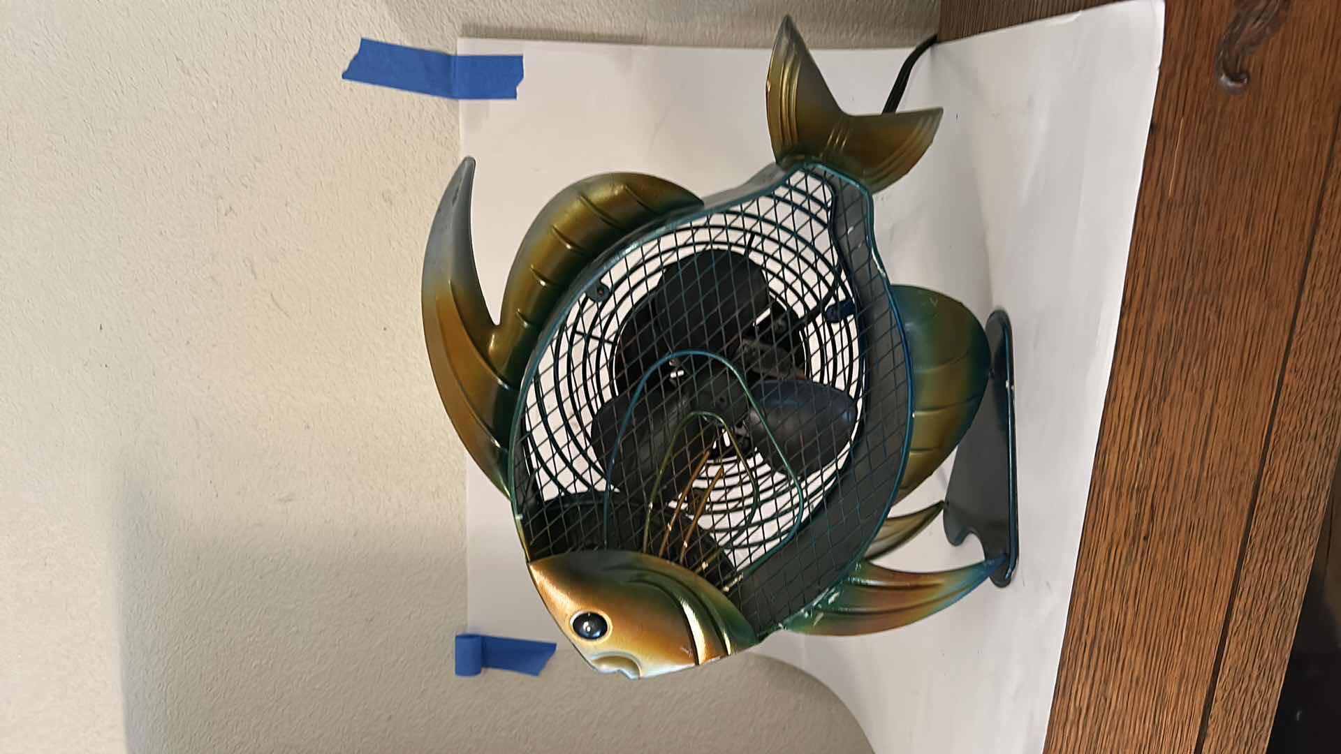 Photo 1 of METAL FISH FAN H13.5”