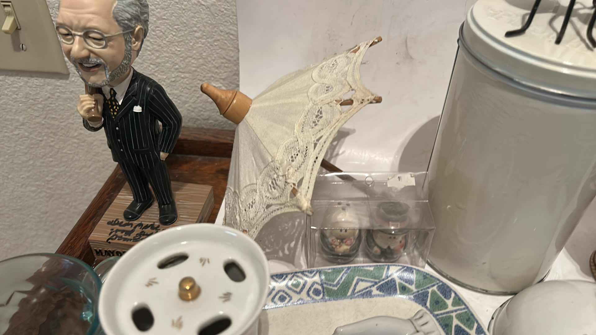 Photo 1 of DECORATIVE HOME DECOR
