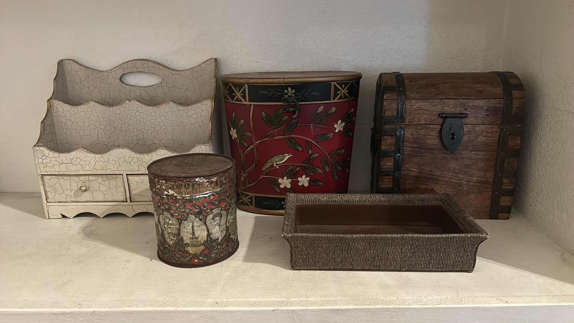 Photo 1 of 5 HOME STORAGE/ORGANIZER ITEMS