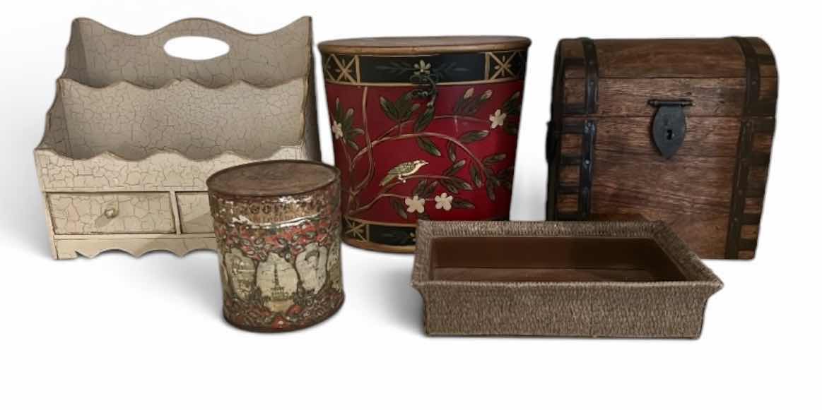 Photo 1 of 5 HOME STORAGE/ORGANIZER ITEMS