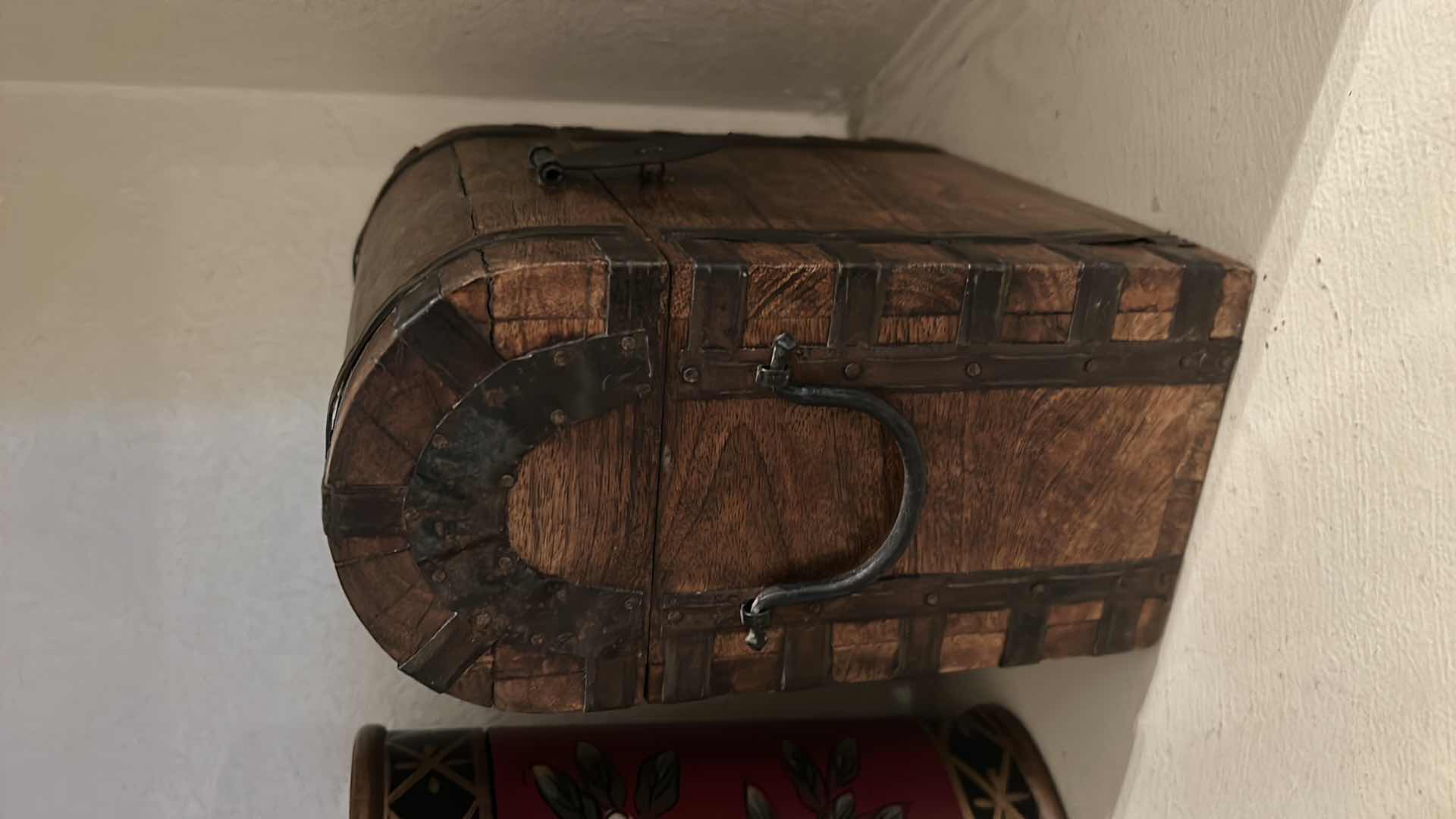 Photo 1 of 5 HOME STORAGE/ORGANIZER ITEMS