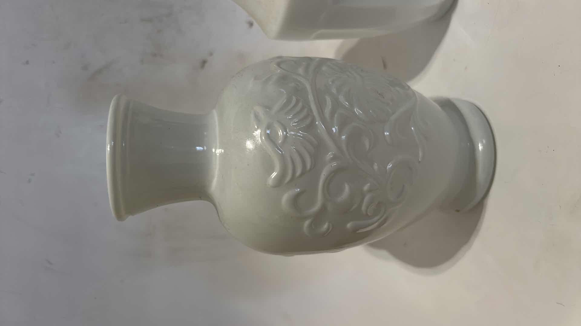 Photo 1 of 4 VINTAGE MILK GLASS PIECES  (TALLEST H8”)