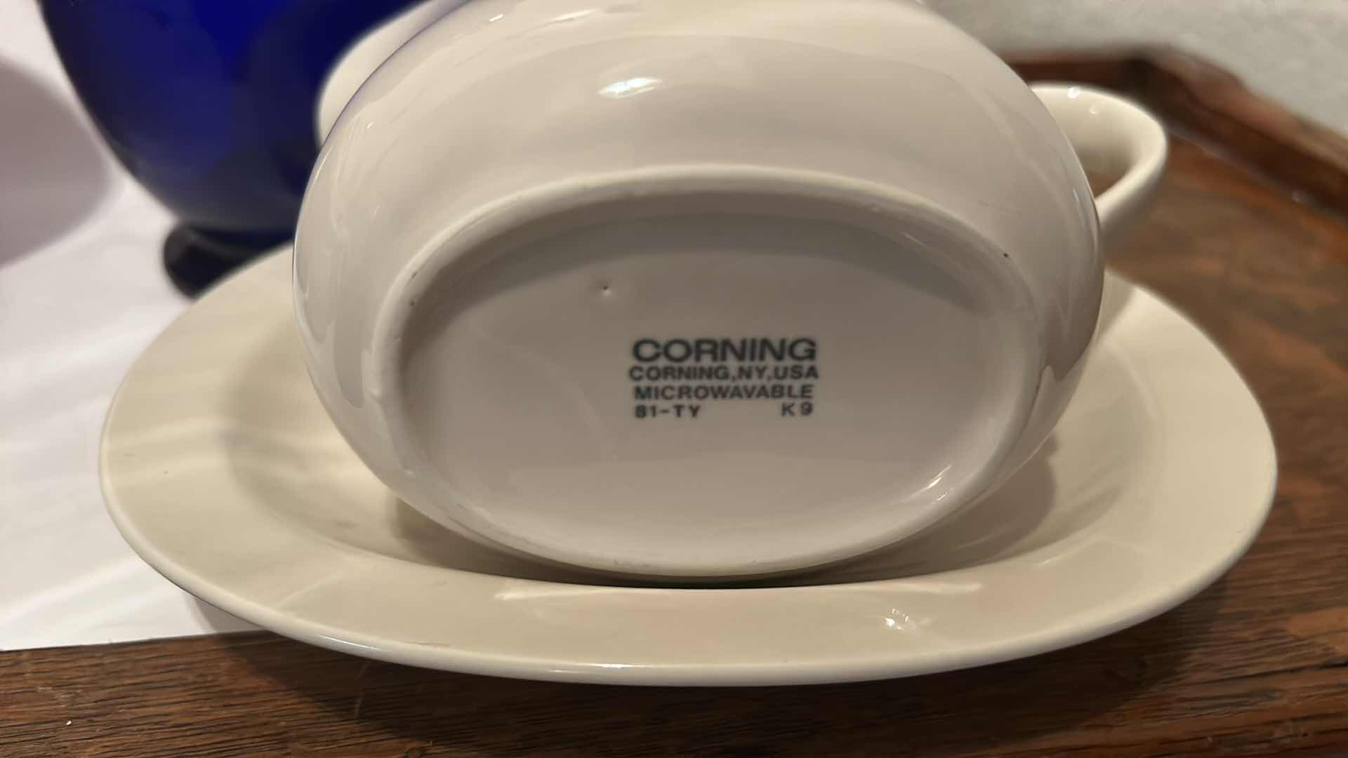Photo 1 of KITCHEN ITEMS - INCLUDING CORNING WARE