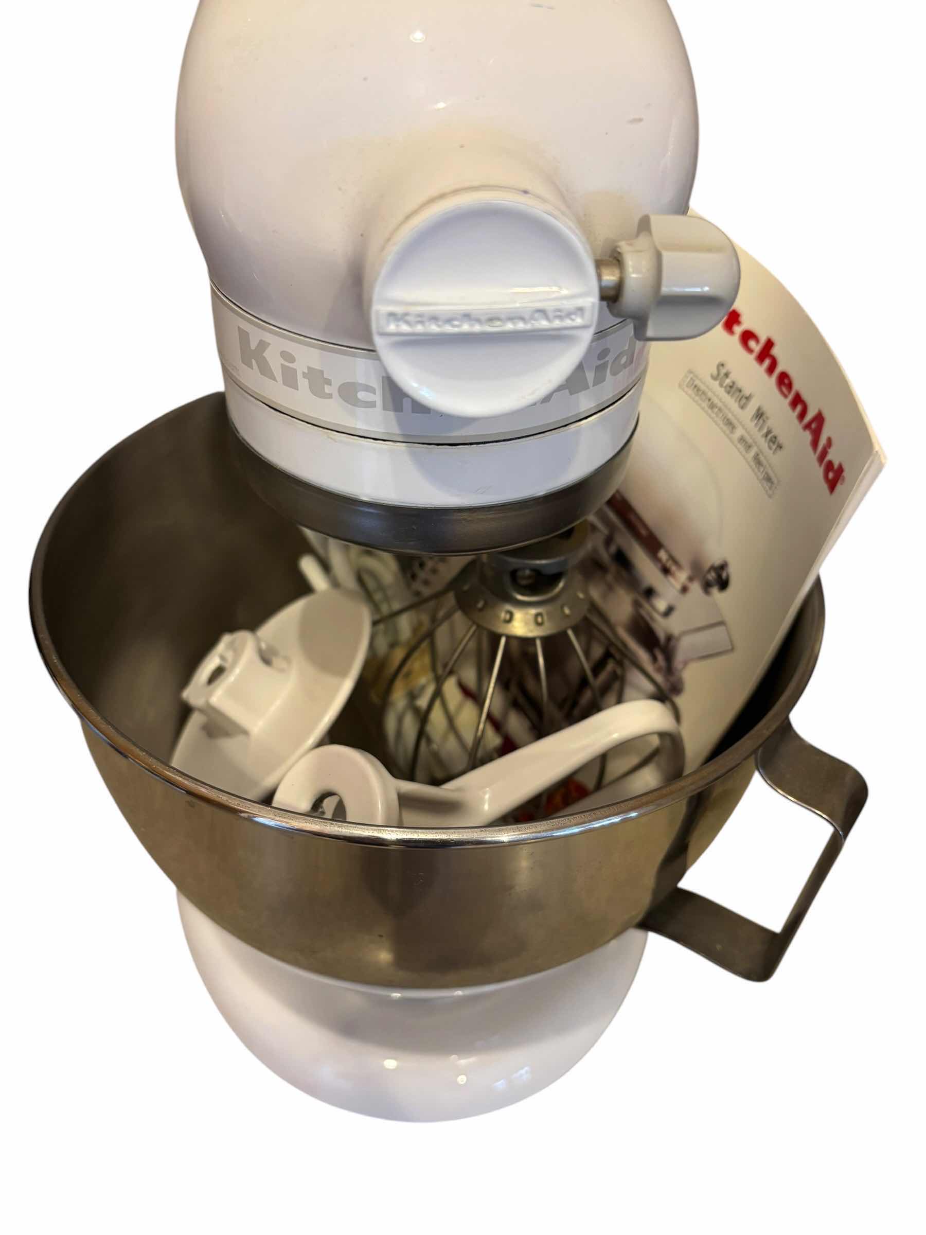 Photo 1 of KITCHENAID ARTISAN SERIES STAND MIXER WITH ACCESSORIES
