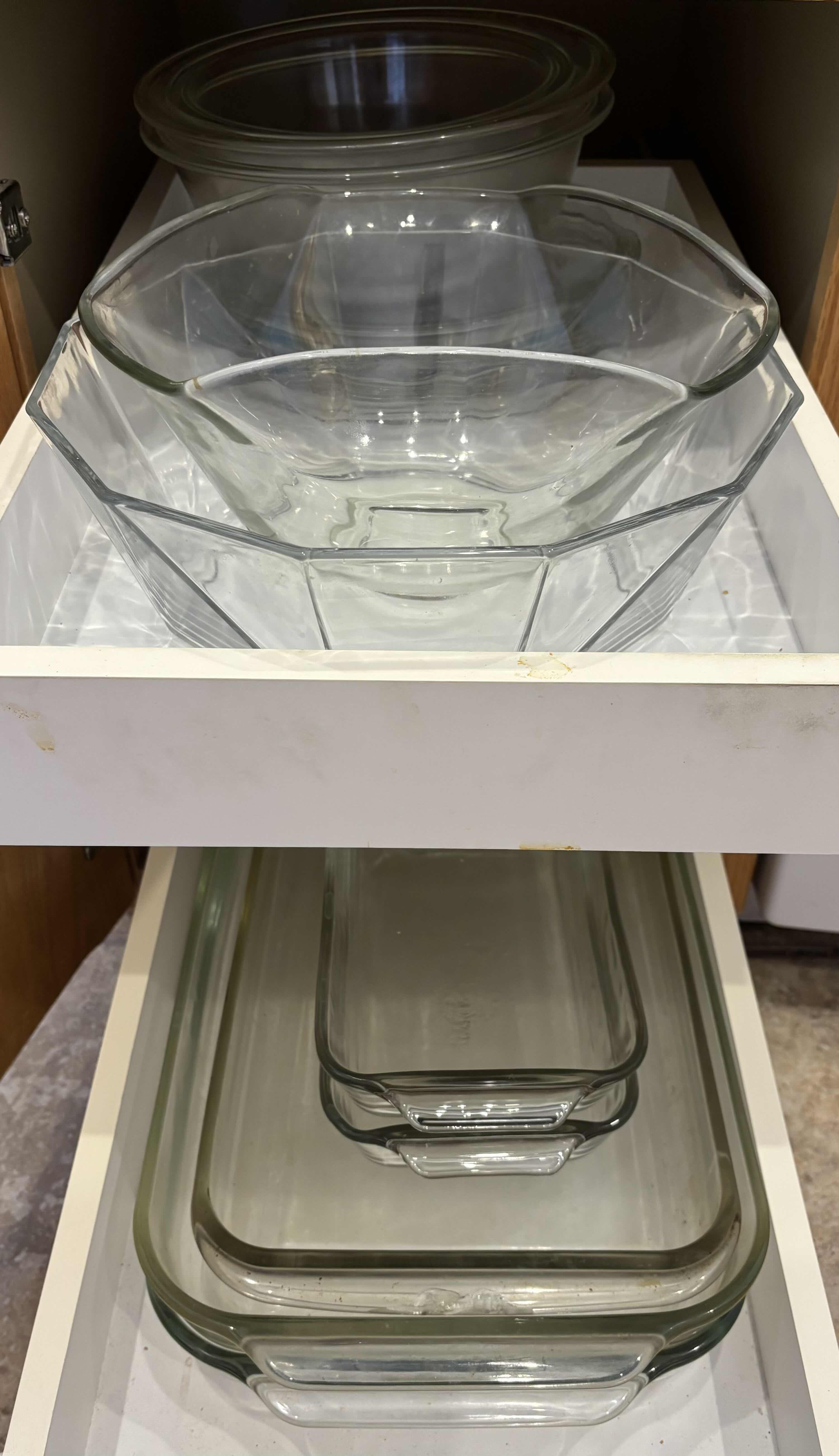 Photo 1 of CONTENTS OF KITCHEN CABINET
