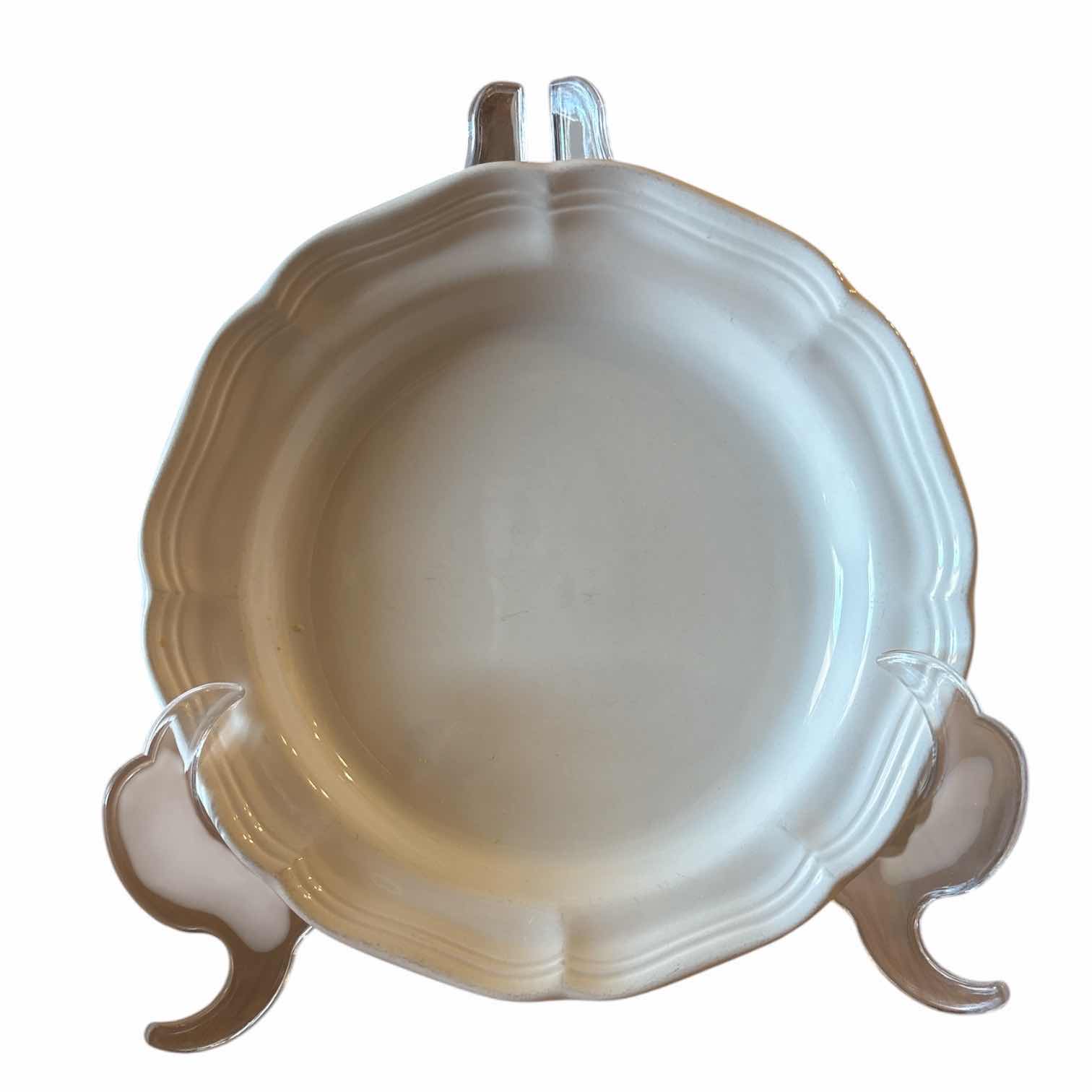 Photo 1 of (16)PCS MIKASA FRENCH COUNTRYSIDE WHITE F 9000 RIM SOUP BOWL D8.5” (SEE NOTES)