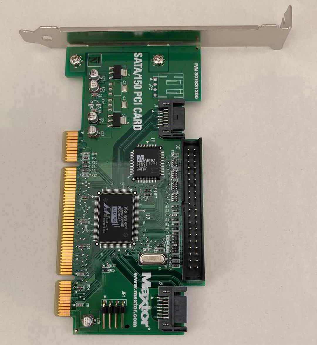 Photo 1 of NEW MAXTOR SATA/150 PCI CONTROLLER CARD