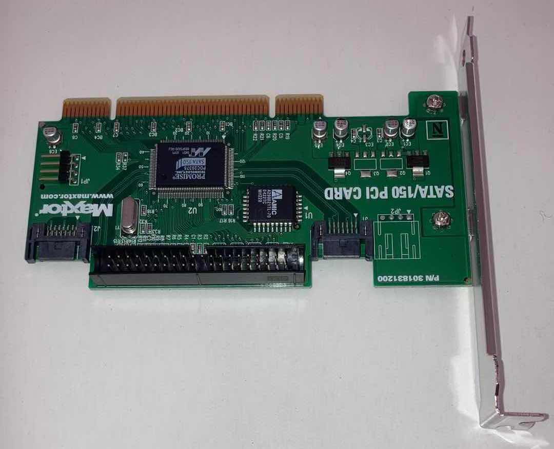 Photo 1 of NEW MAXTOR SATA/150 PCI CONTROLLER CARD