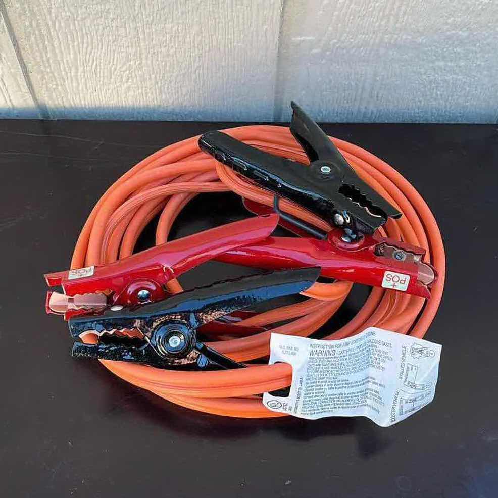 Photo 1 of VEHICLE JUMPER CABLES W CASE