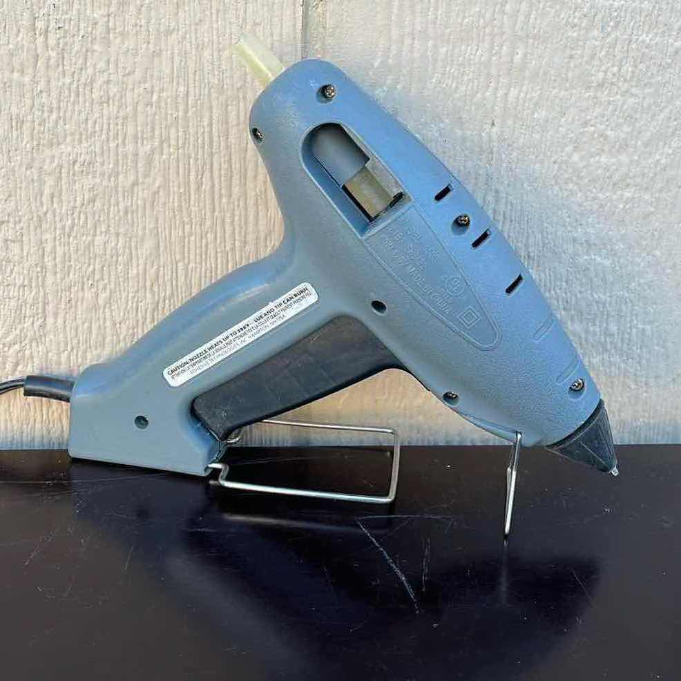 Photo 1 of AD TECH HI TEMP PRO 100 HOT GLUE GUN MODEL 1500