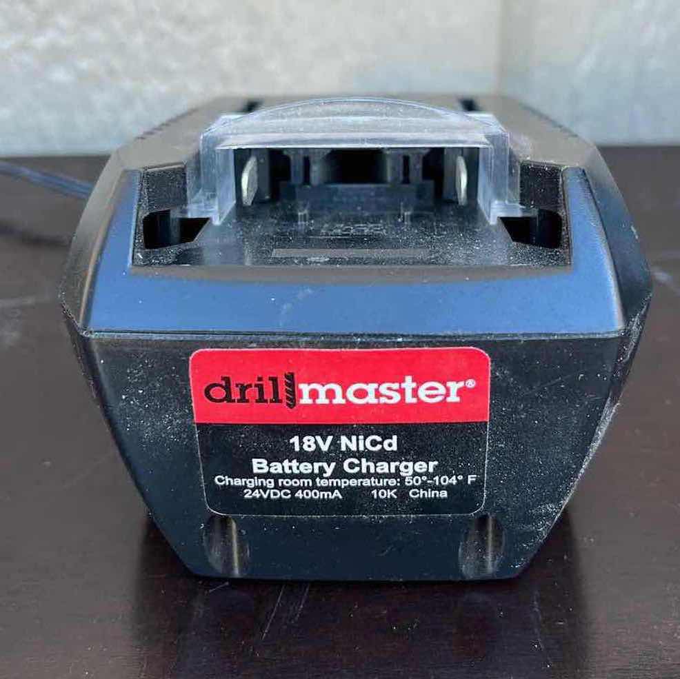Photo 1 of DRILL MASTER 3/8” 18VOLT CORDLESS DRILL W BATTERY & CHARGER 38239