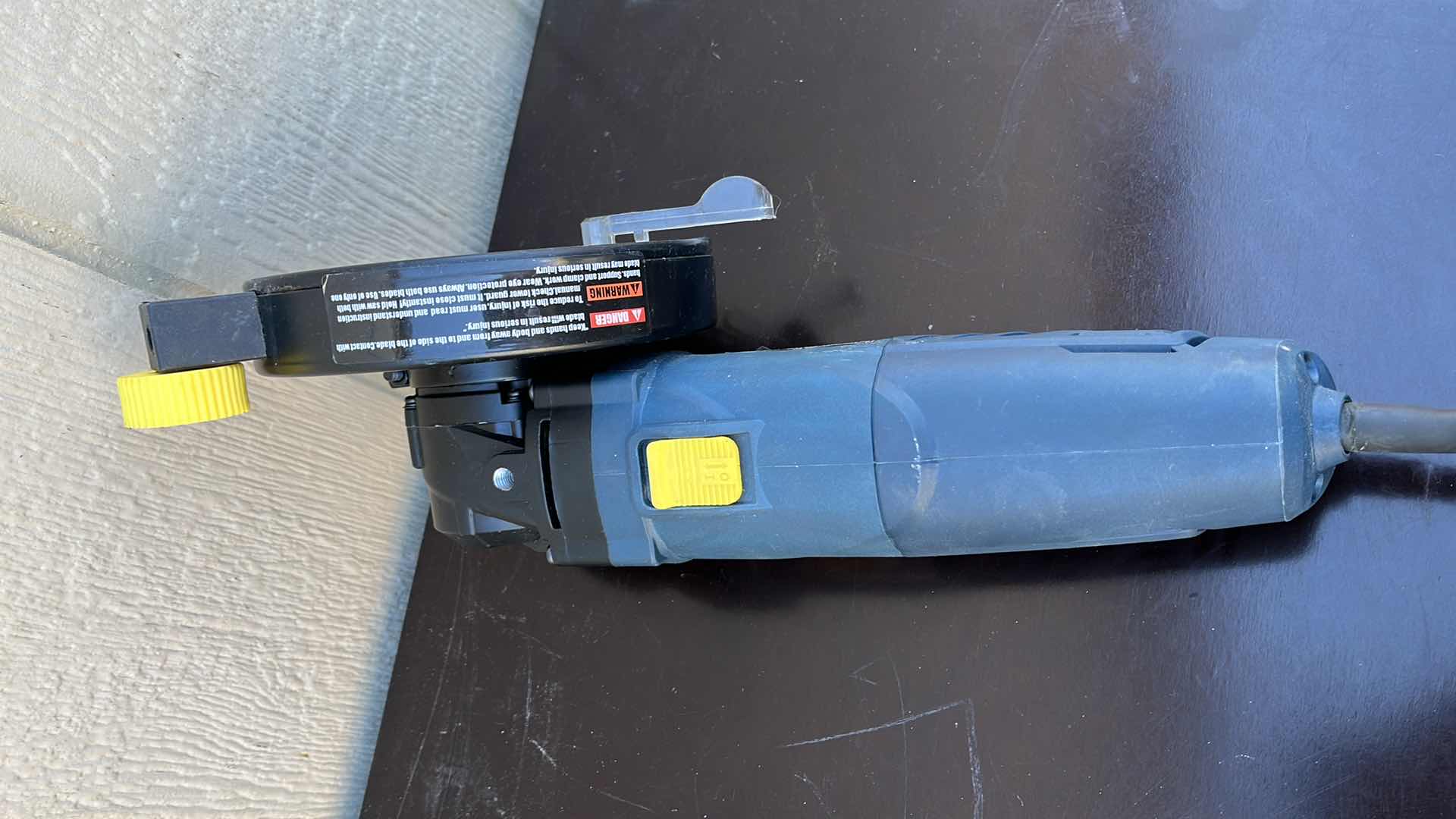 Photo 1 of CHICAGO ELECTRIC DOUBLE CUT SAW 68316