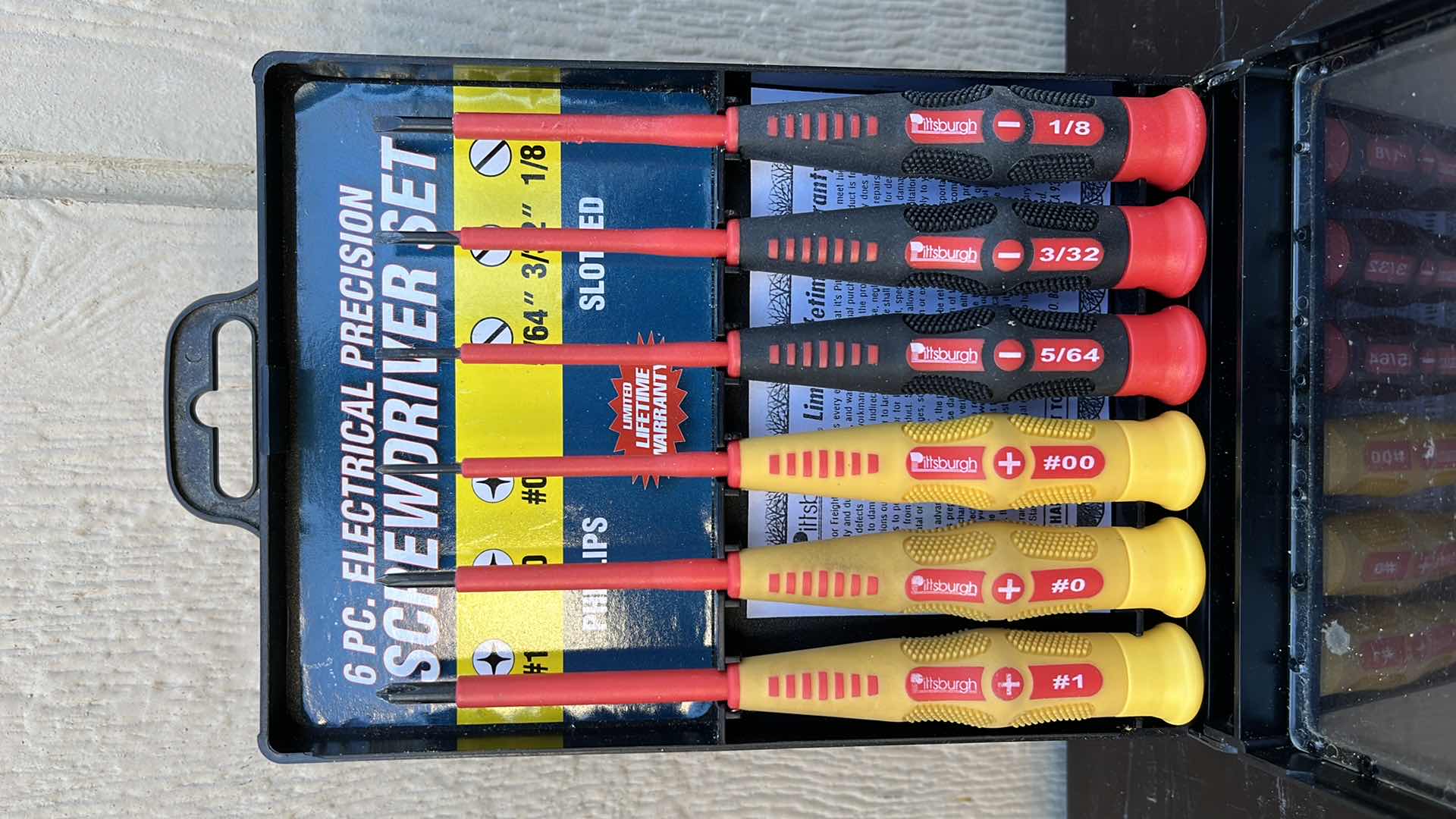 Photo 1 of PITTSBURGH ELECTRICAL PRECISION 6PC INSULATED SCREWDRIVER SET
