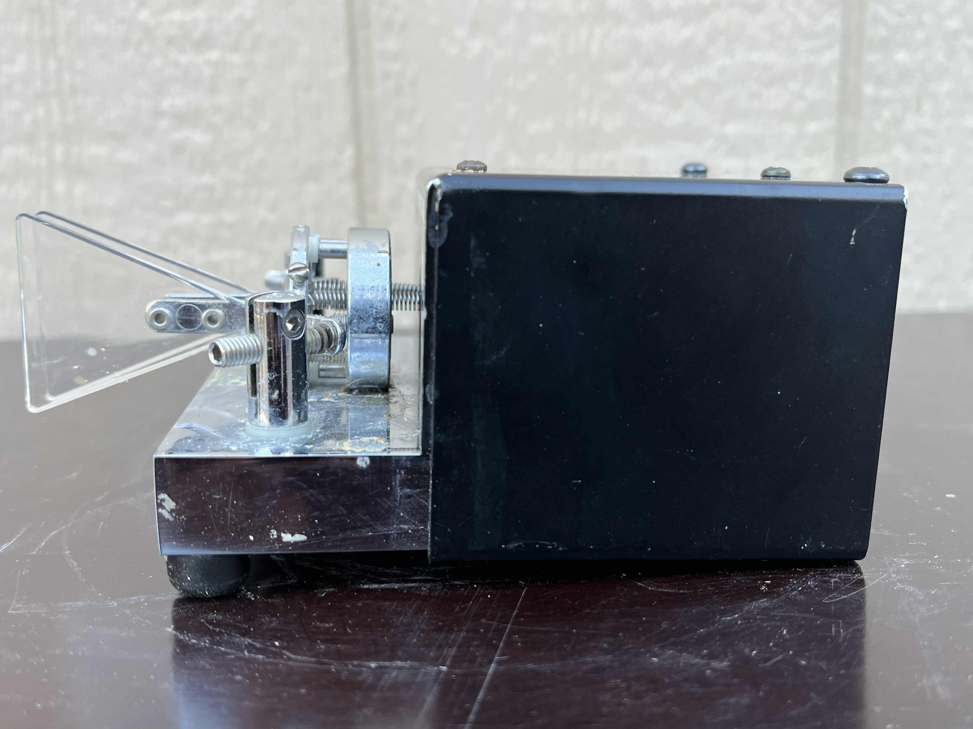 Photo 1 of MFJ PACESETTER  ELECTRONIC KEYER PADDLE MODEL MFJ-422B-X