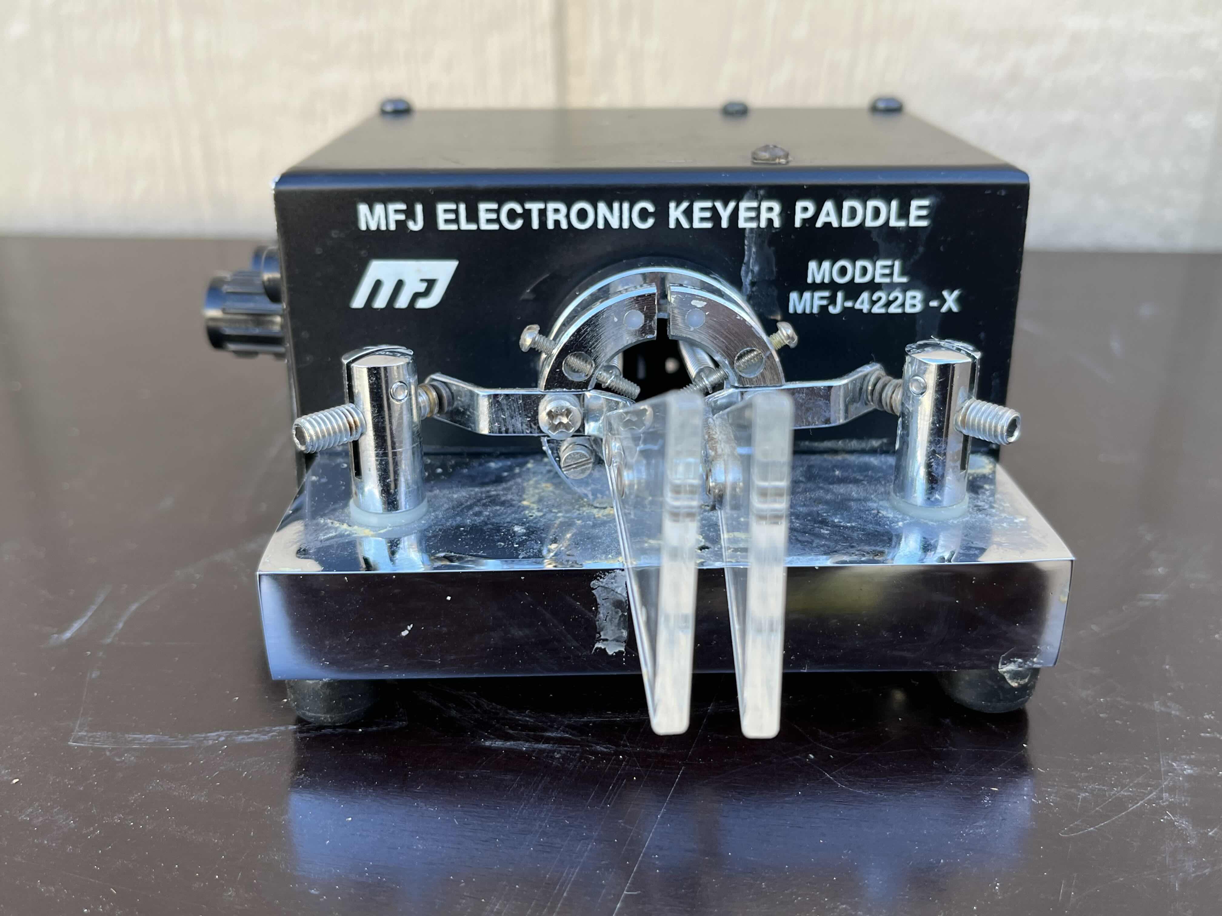 Photo 1 of MFJ PACESETTER  ELECTRONIC KEYER PADDLE MODEL MFJ-422B-X