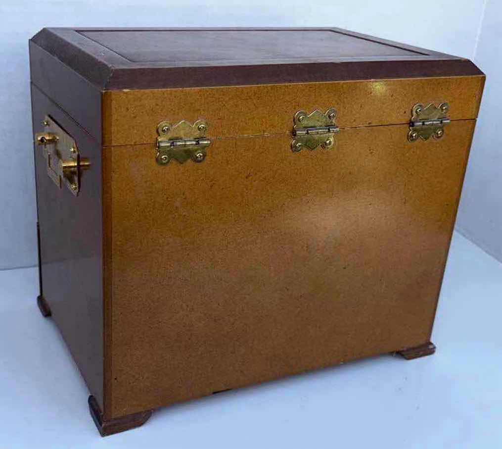 Photo 1 of VINTAGE WOOD JEWELRY BOX 7” X 10.5” H9”