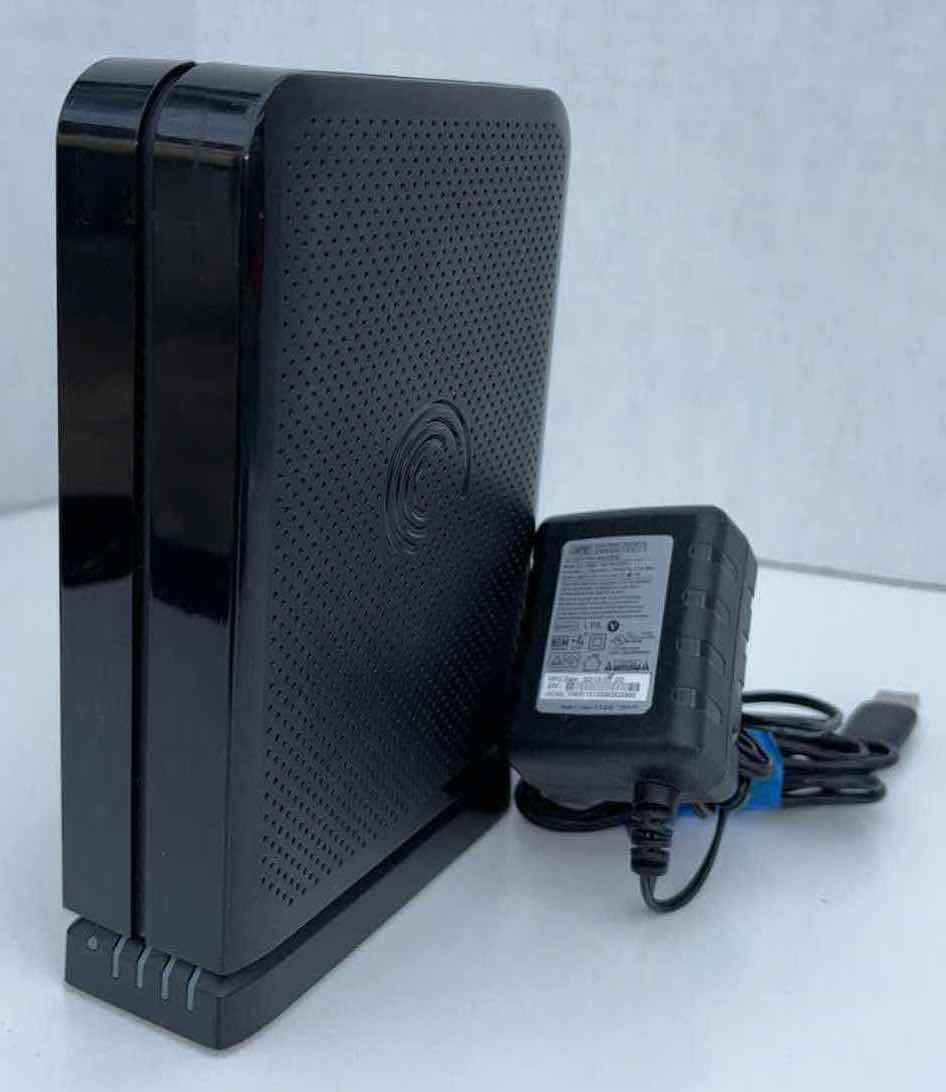 View 1 of SEAGATE FREEAGENT GOFLEX DESK 2TB USB 2.0 3.5” EXTERNAL HARD DRIVE (BLACK)
