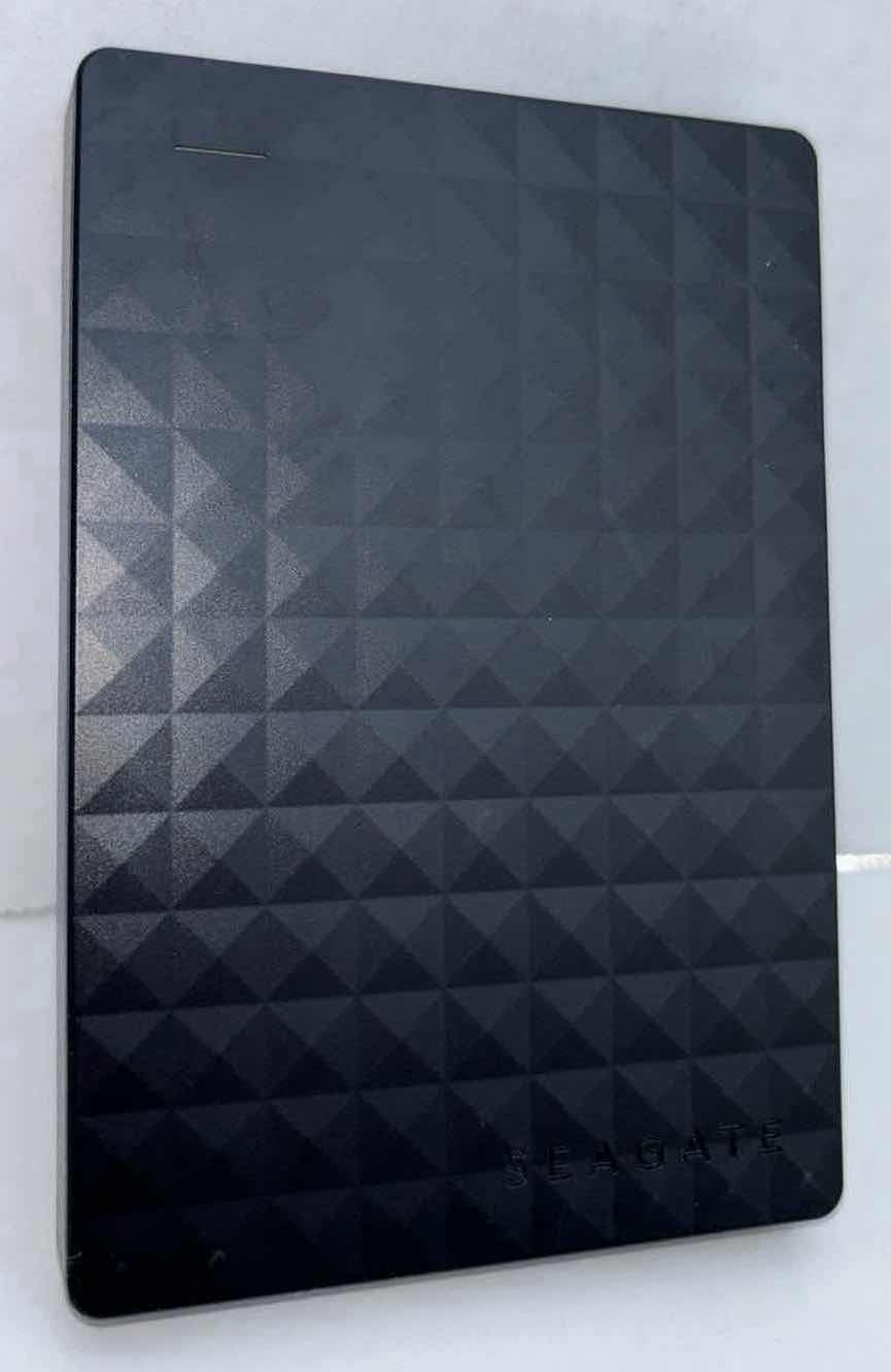 Photo 1 of SEAGATE 2TB EXPANSION PORTABLE DRIVE (1TEAP6-500)