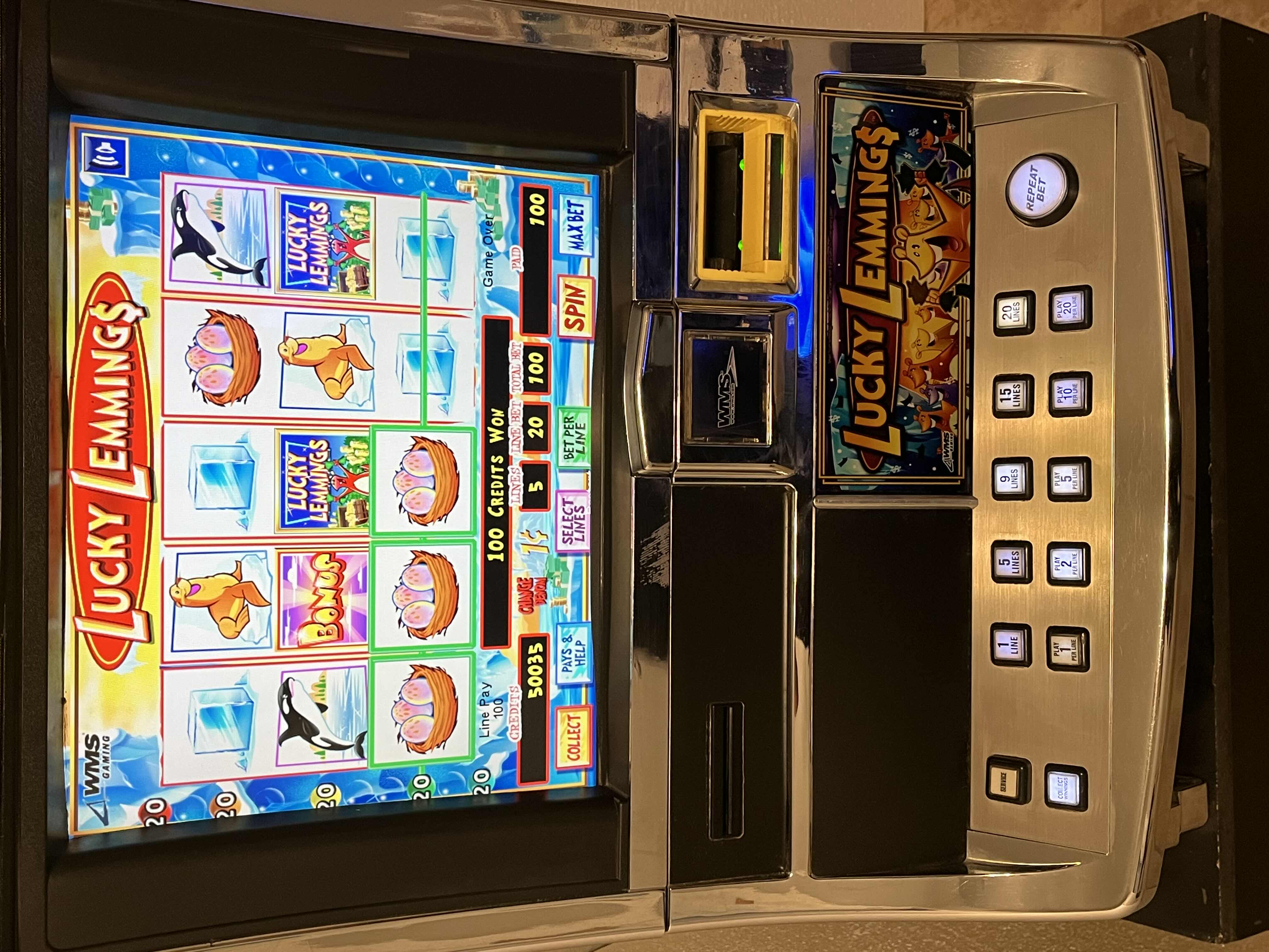 Photo 1 of WMS LUCKY LEMMING$ CASINO GAMING MACHINE MODEL BBV