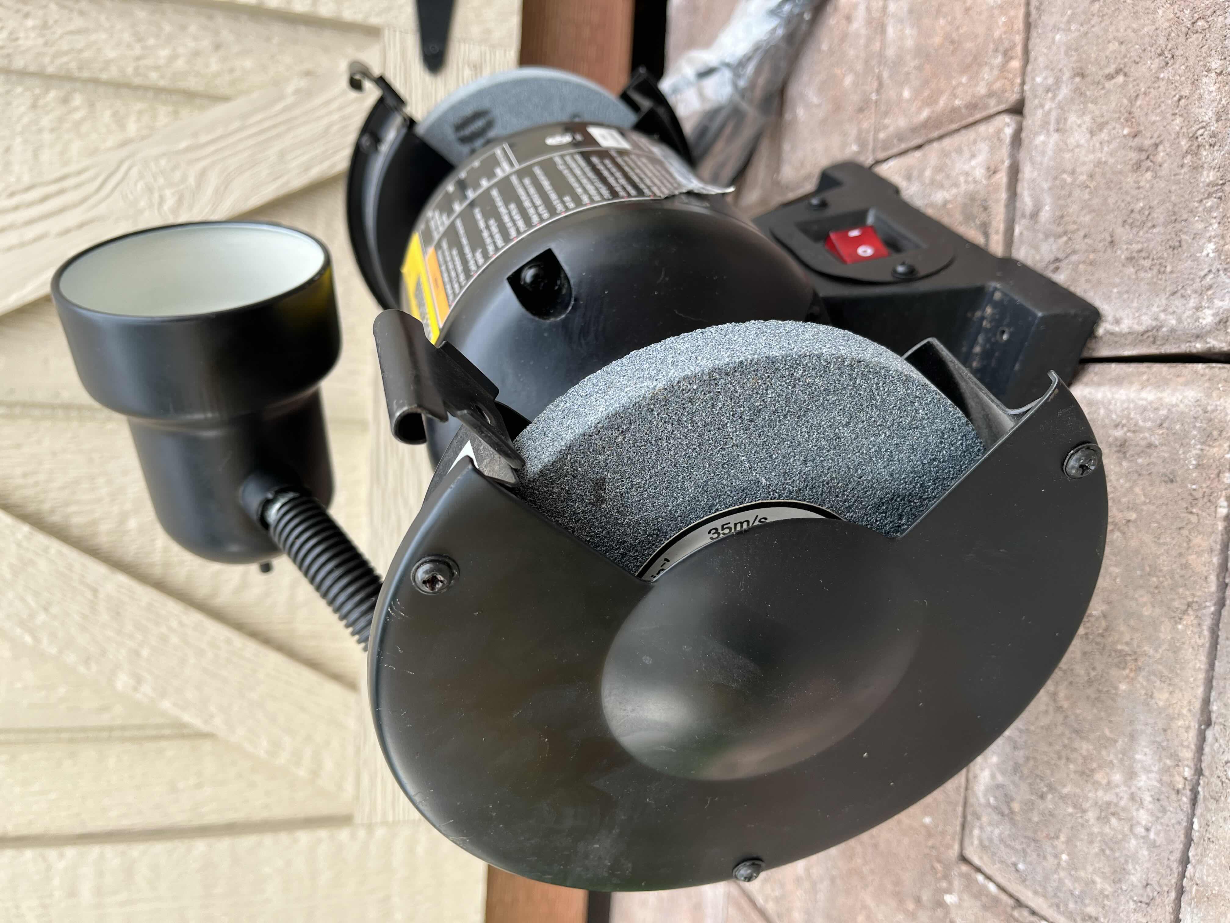 Photo 1 of WORKSMITH 6” 1/2HP DUAL BENCH GRINDER 480853