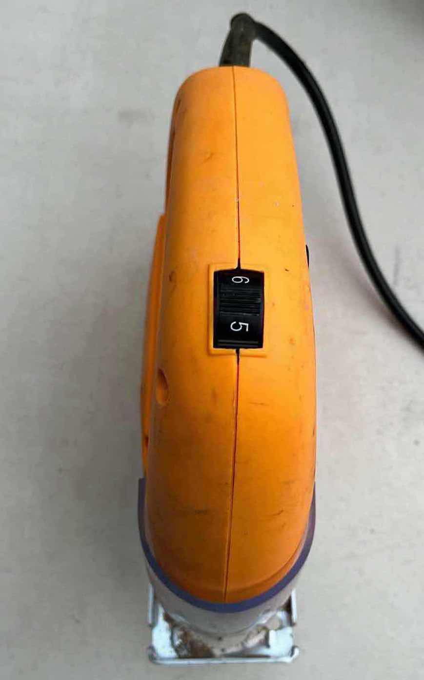 Photo 1 of CHICAGO ELECTRIC VARIABLE SPEED JIGSAW 46055